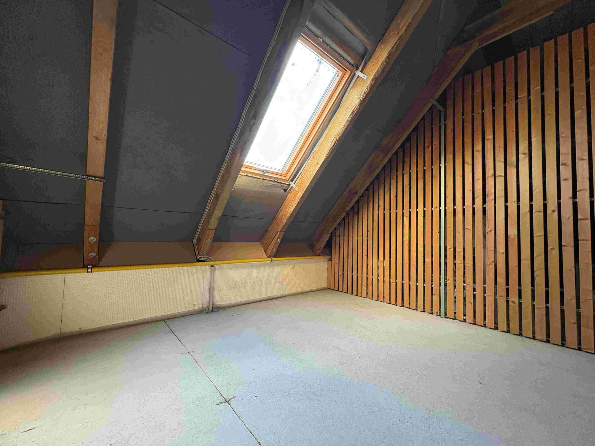 Immobilienangebot - Steinheim - Alle - 2 ZKBB-Wohnung mit Aufzug und 2 Garagen !!