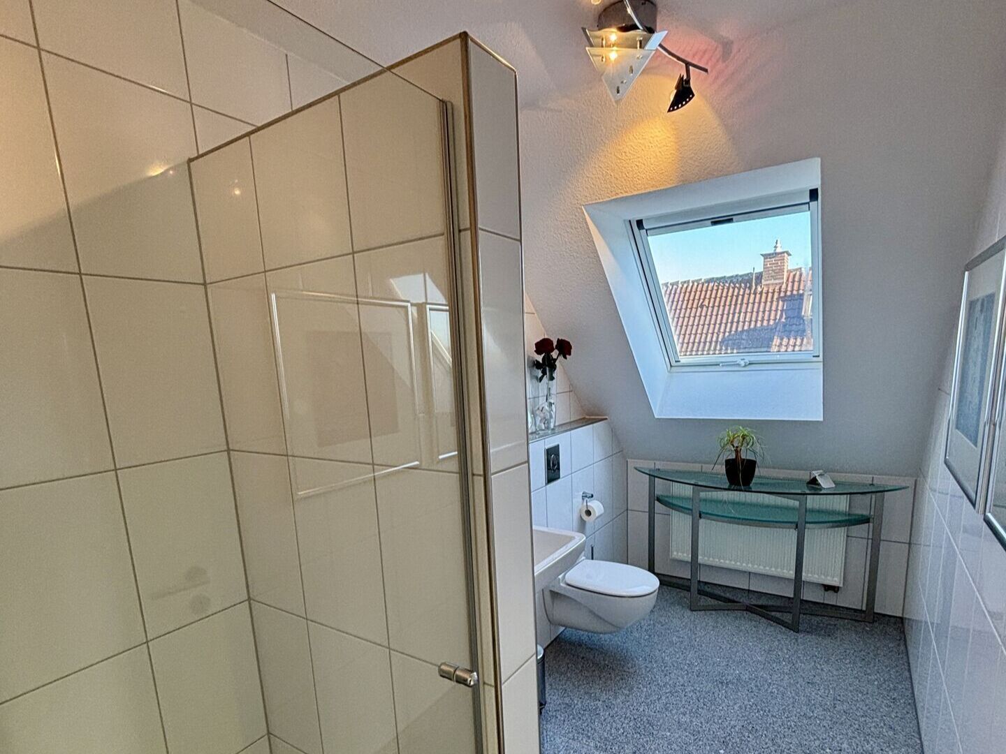 Immobilienangebot - Paderborn - Alle - Exklusive und einmalige Gelegenheit!
Maisonettewohnung in der Paderborner Südstadt!