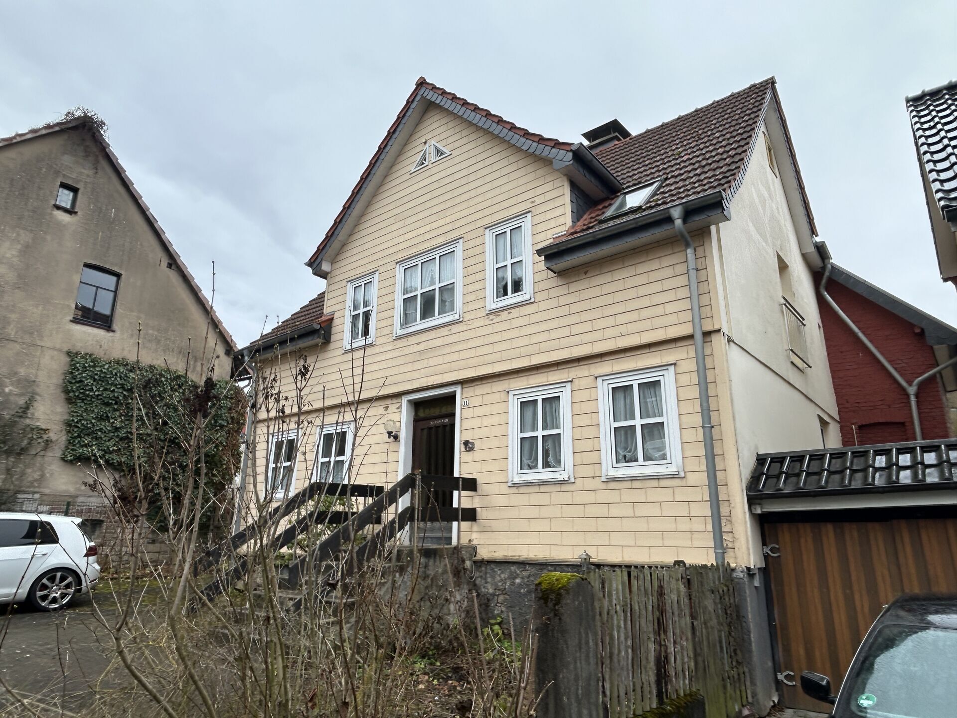 Immobilienangebot - Marsberg - Alle - Einfamilienhaus mit Potenzial in Marsberg – Gestalten Sie Ihr Traumzuhause
