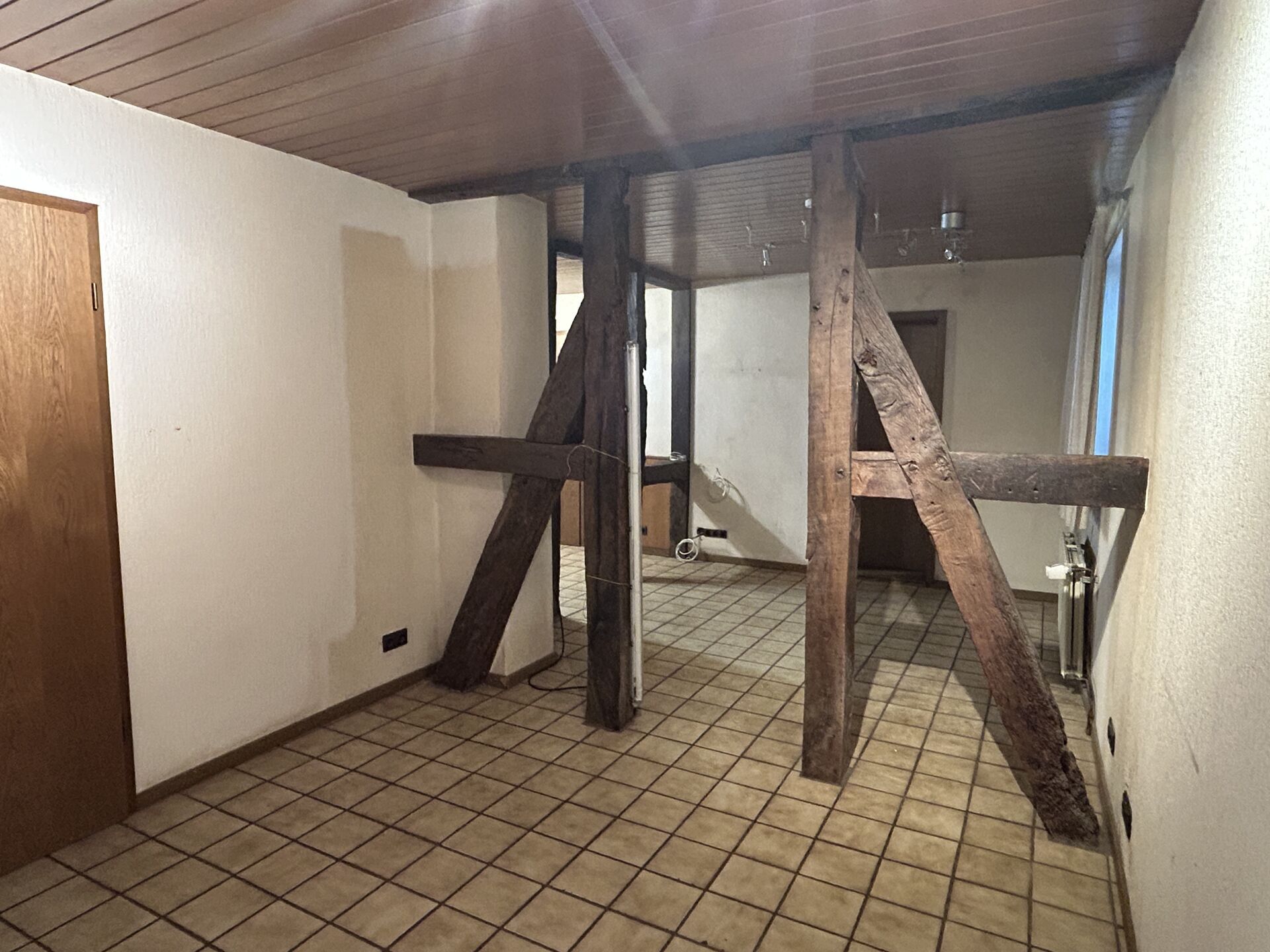 Immobilienangebot - Marsberg - Alle - Einfamilienhaus mit Potenzial in Marsberg – Gestalten Sie Ihr Traumzuhause