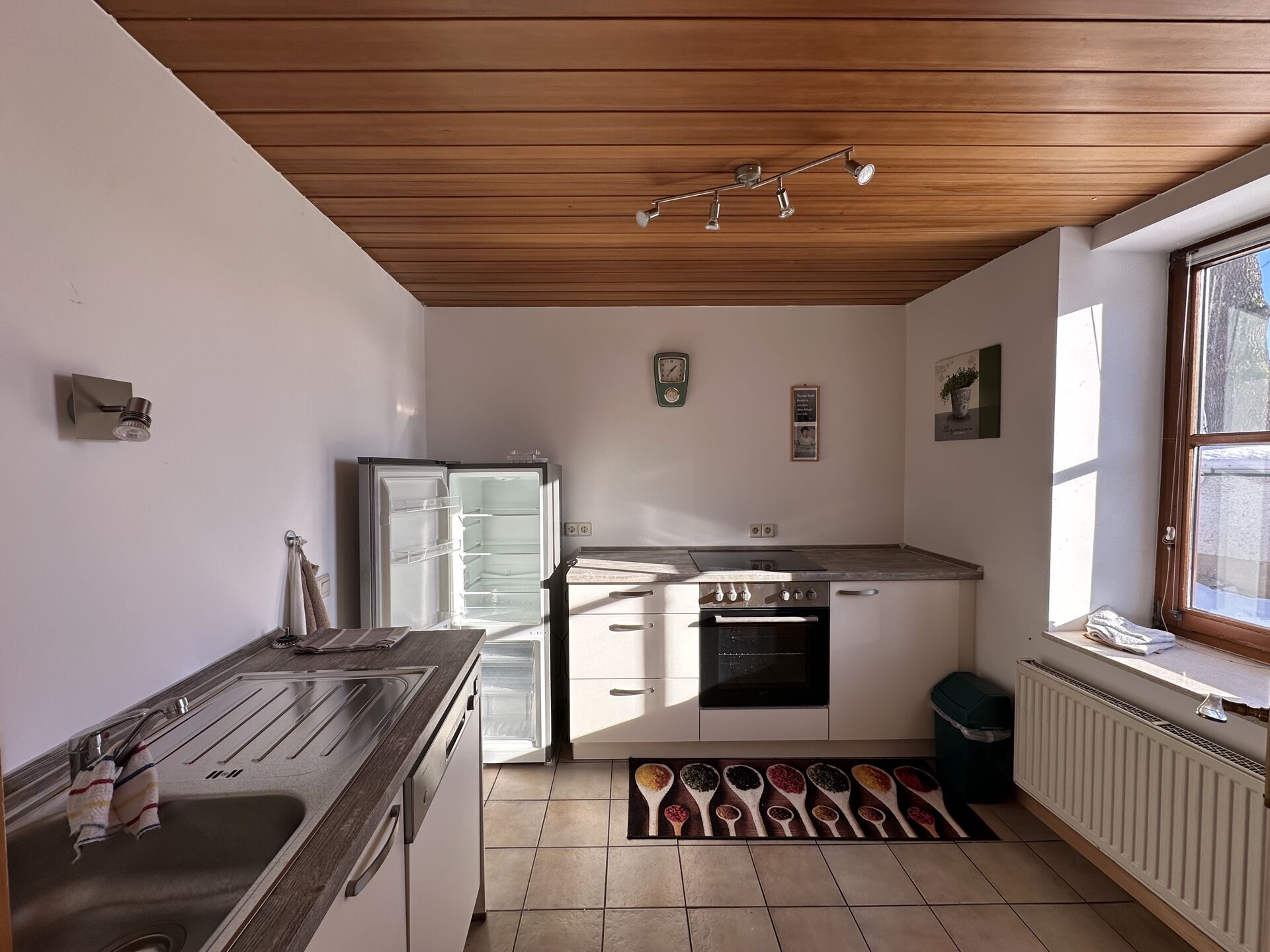 Immobilienangebot - Marsberg / Oesdorf - Alle - Liebhaberobjekt mit Einliegerwohnung und Panoramablick über Oesdorf!