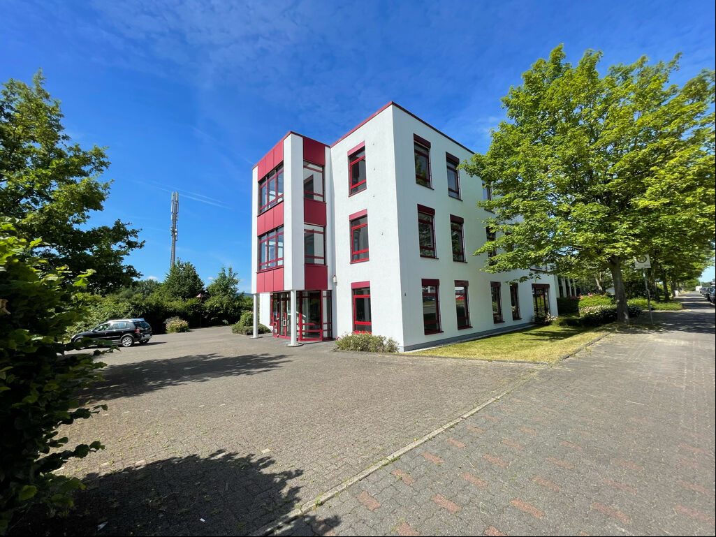 Immobilienangebot - Detmold / Nienhagen - Gewerbe - Büro- und Ausstellungsfläche wieder zur Anmietung frei