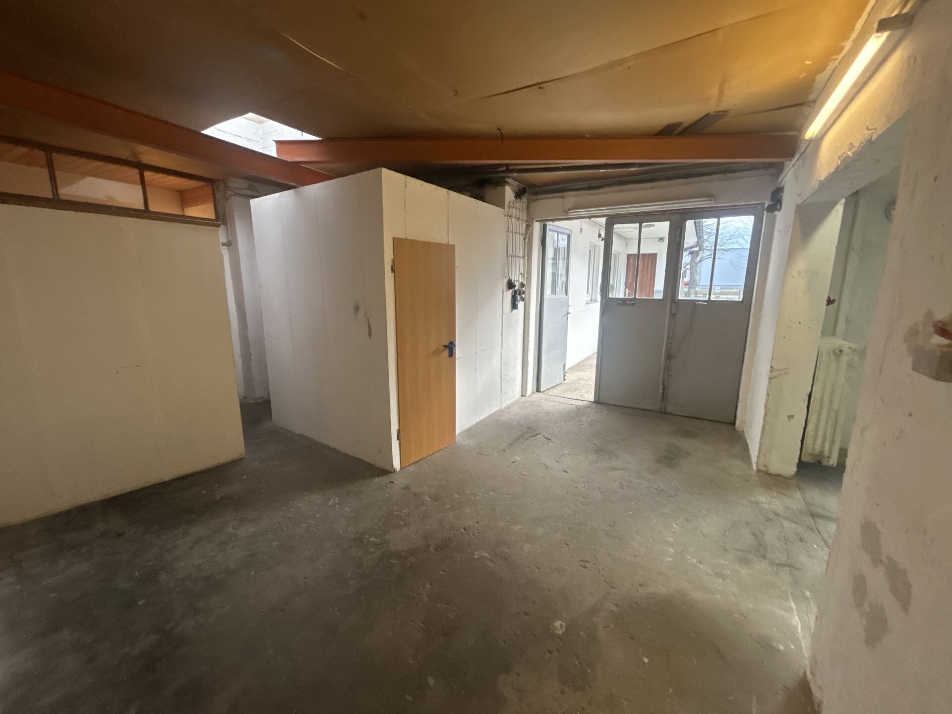 Immobilienangebot - Paderborn - Gewerbe - Vielseitig nutzbare Werkstatt in Top-Lage des Riemekeviertels – Ideale Investitionsmöglichkeit