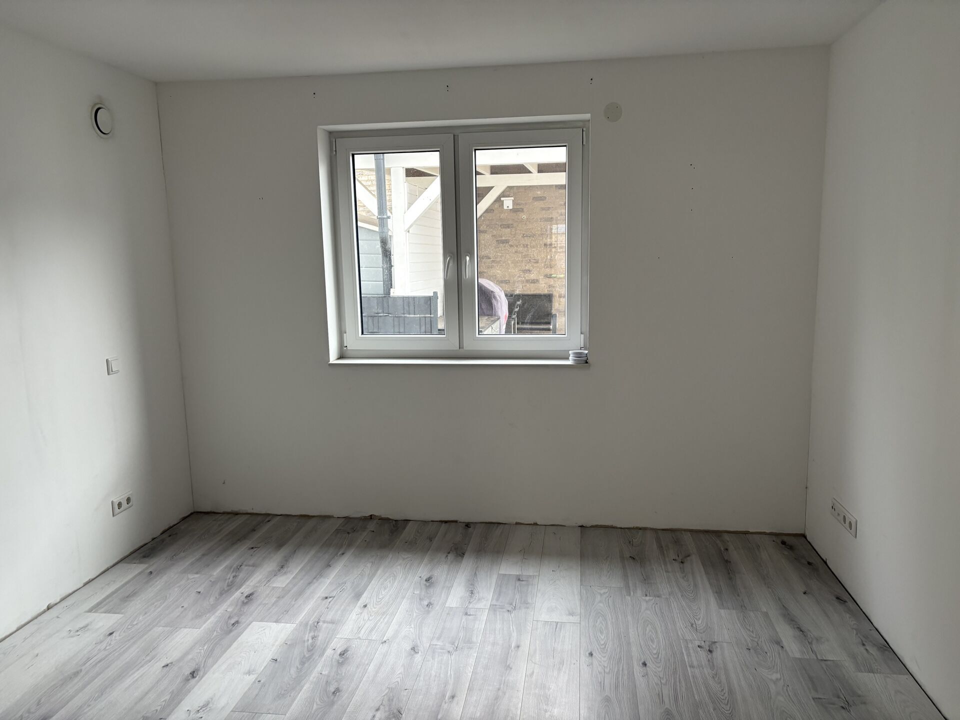 Immobilienangebot - Barntrup - Alle - Auf einer Ebene und...(fast) NEU!