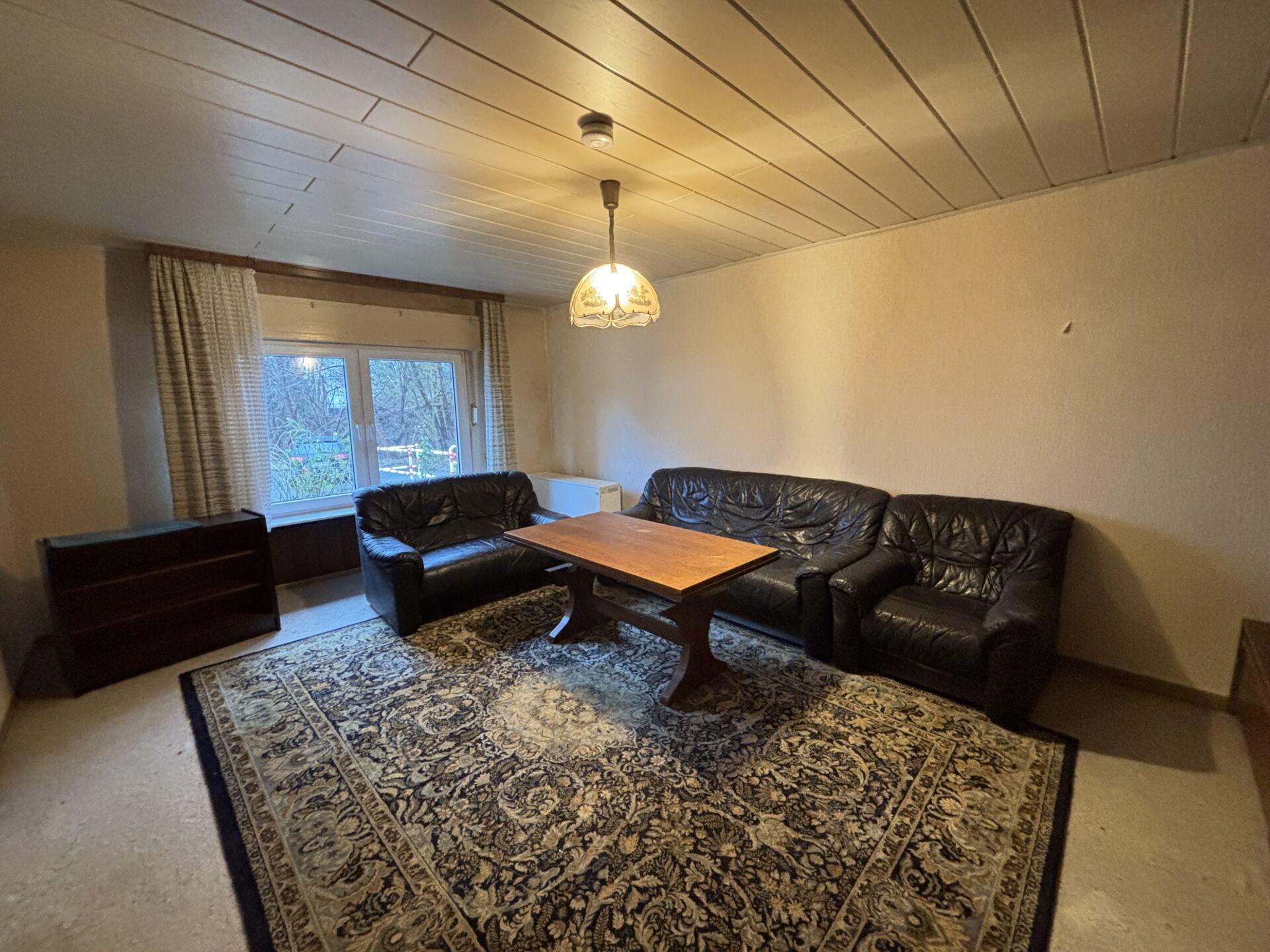 Immobilienangebot - Lage - Alle - Solide Doppelhaushälfte mit Potenzial!