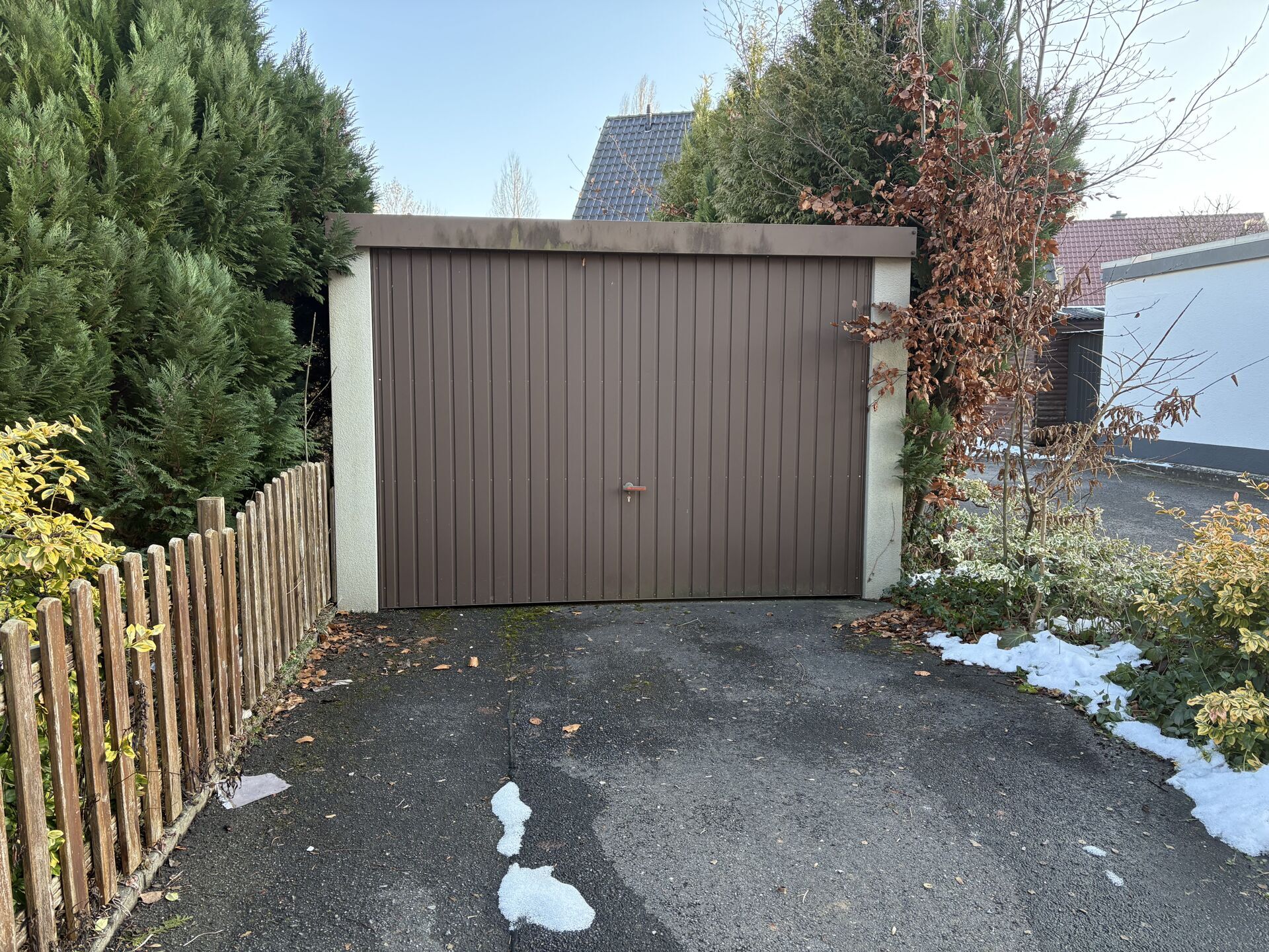 Immobilienangebot - Lage - Alle - Solide Doppelhaushälfte mit Potenzial!