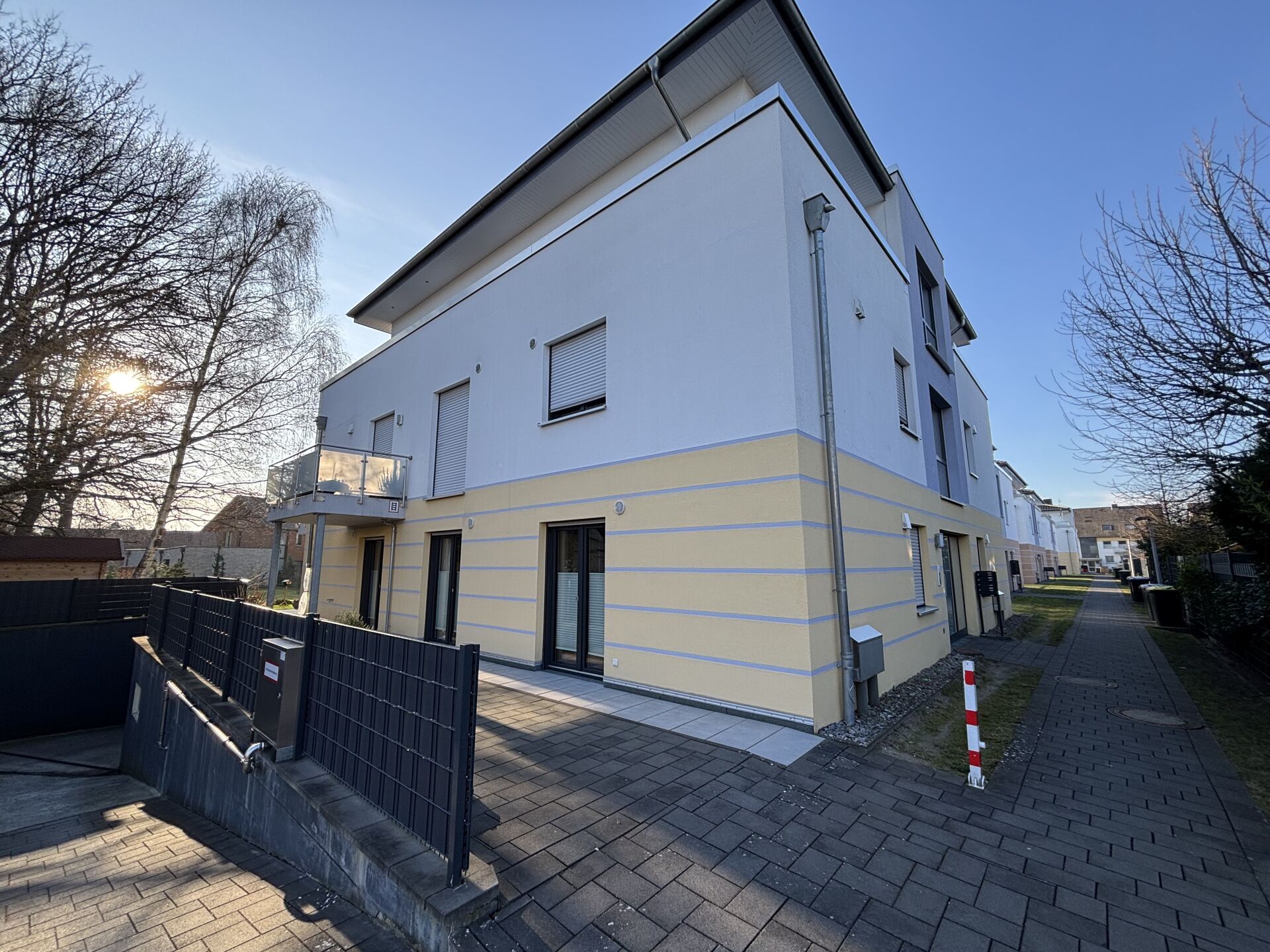 Immobilienangebot - Paderborn - Alle - Großartige Wohnung mit Balkon & Tiefgarage in Paderborn–Stadtheide