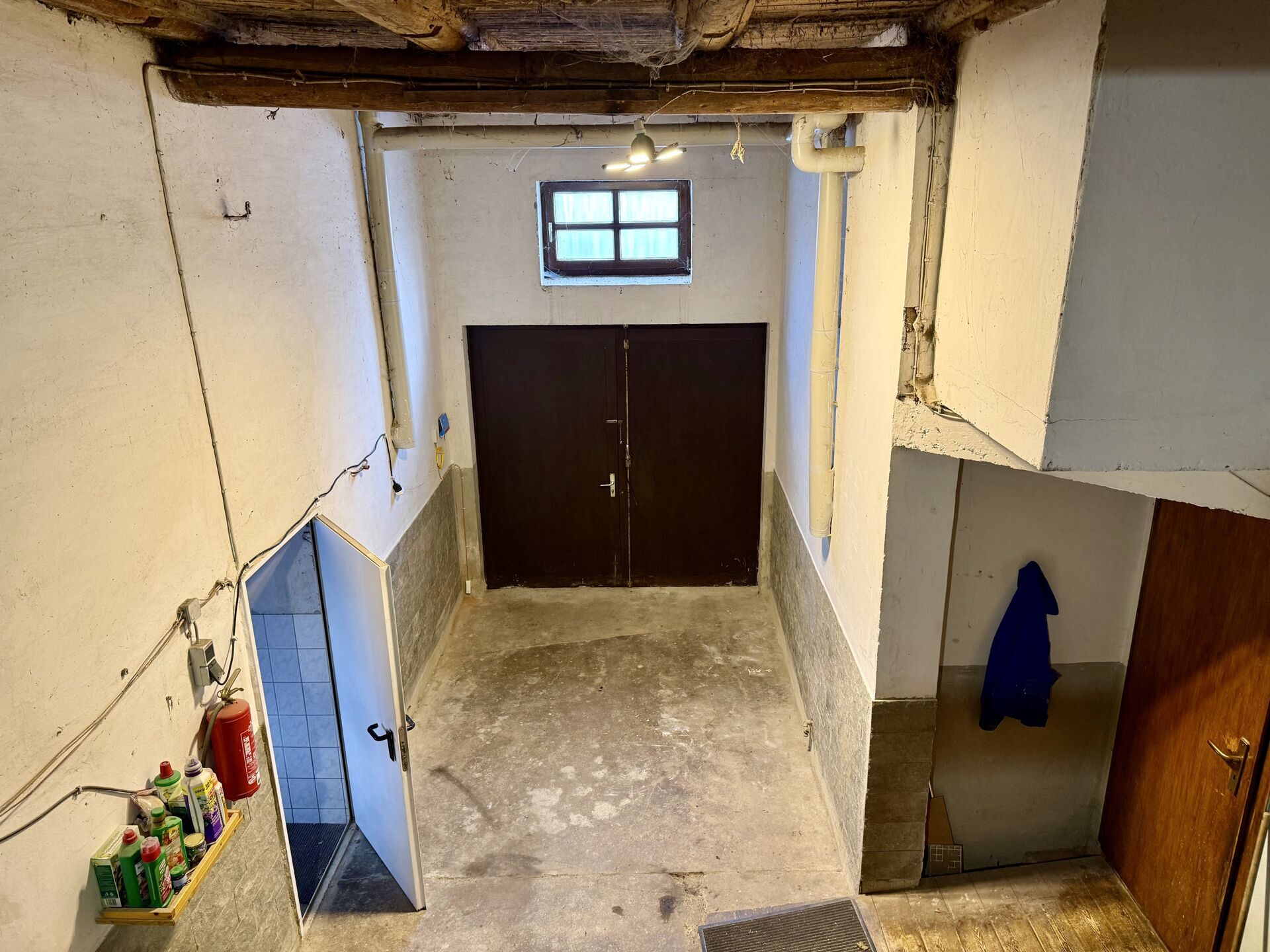 Immobilienangebot - Brakel - Alle - Einfamilienhaus mit großem Grundstück, Garage und viel Potenzial