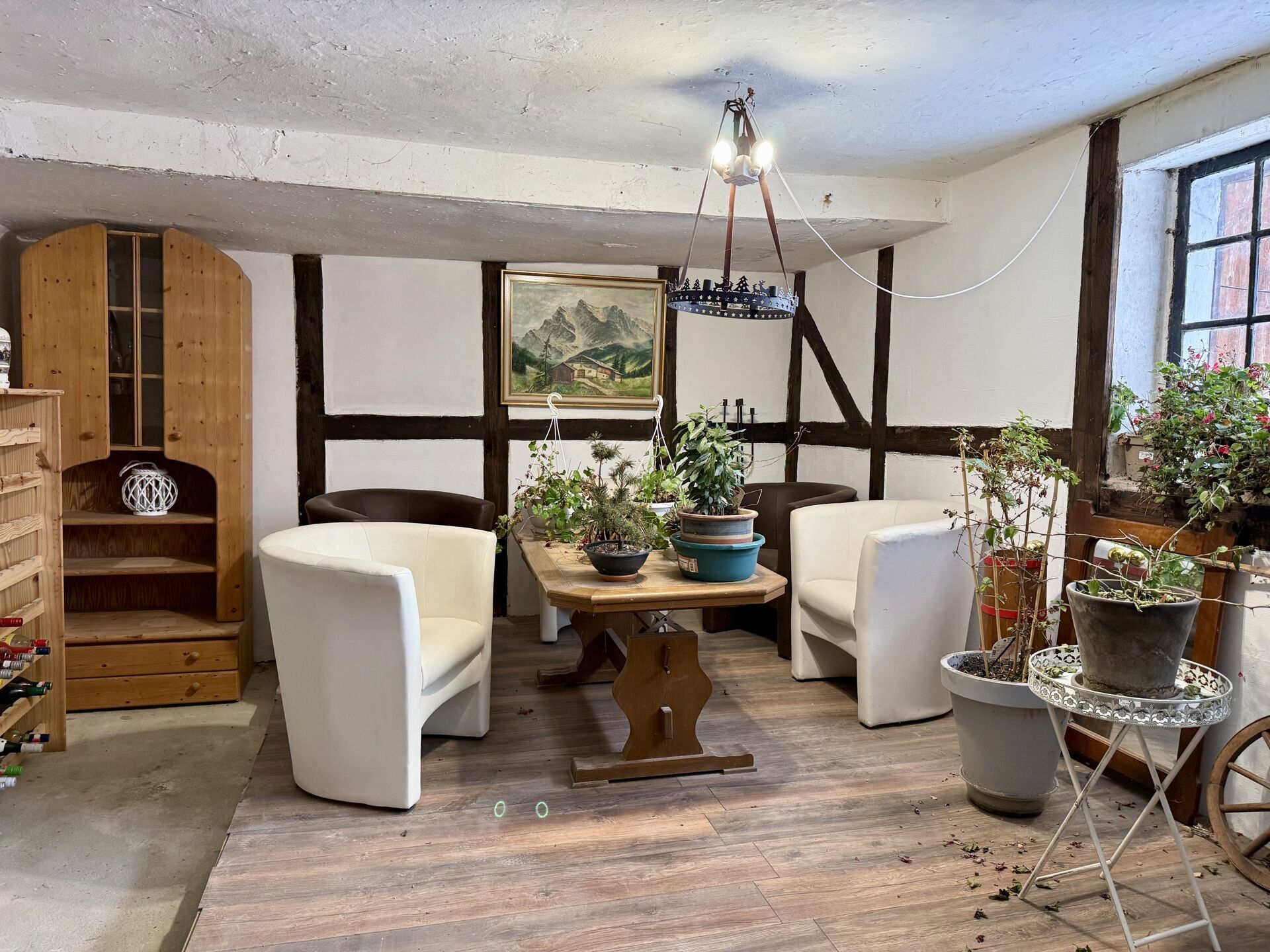 Immobilienangebot - Brakel - Alle - Einfamilienhaus mit großem Grundstück, Garage und viel Potenzial