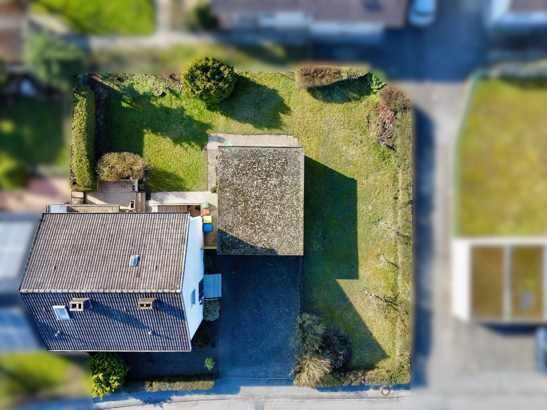 Immobilienangebot - Paderborn / Schloß Neuhaus - Alle - Gestalten Sie Ihr Traumhaus: Sanierungsbedürftige Doppelhaushälfte auf großzügigem Grundstück mit Potential