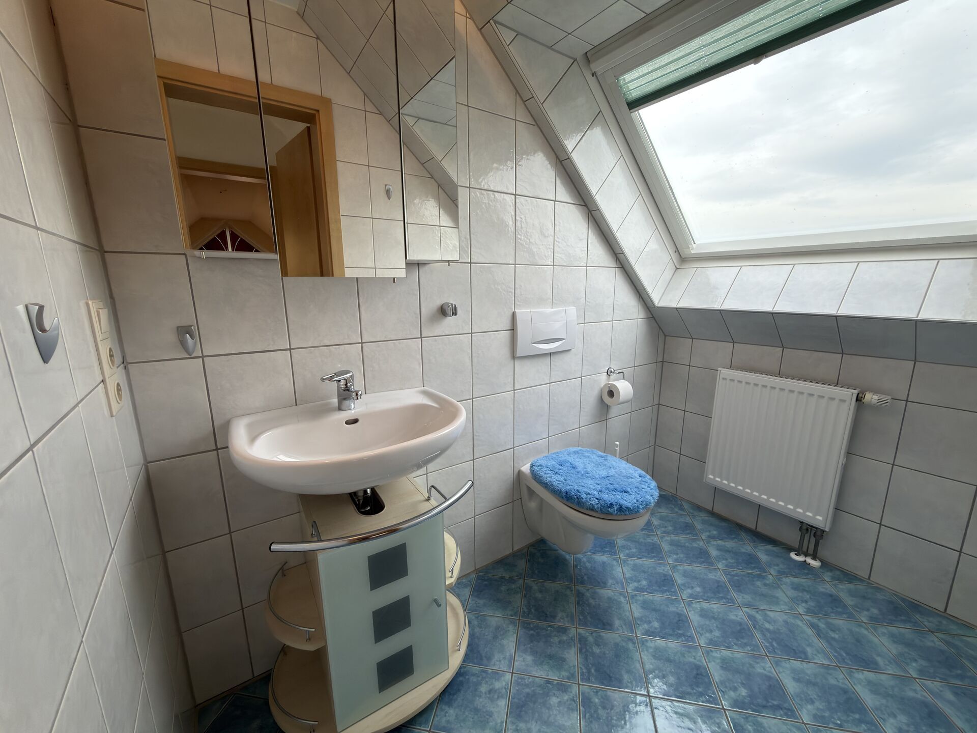 Immobilienangebot - Detmold - Alle - Eigentumswohnung in Hiddesen !
Mehr muss man nicht sagen....