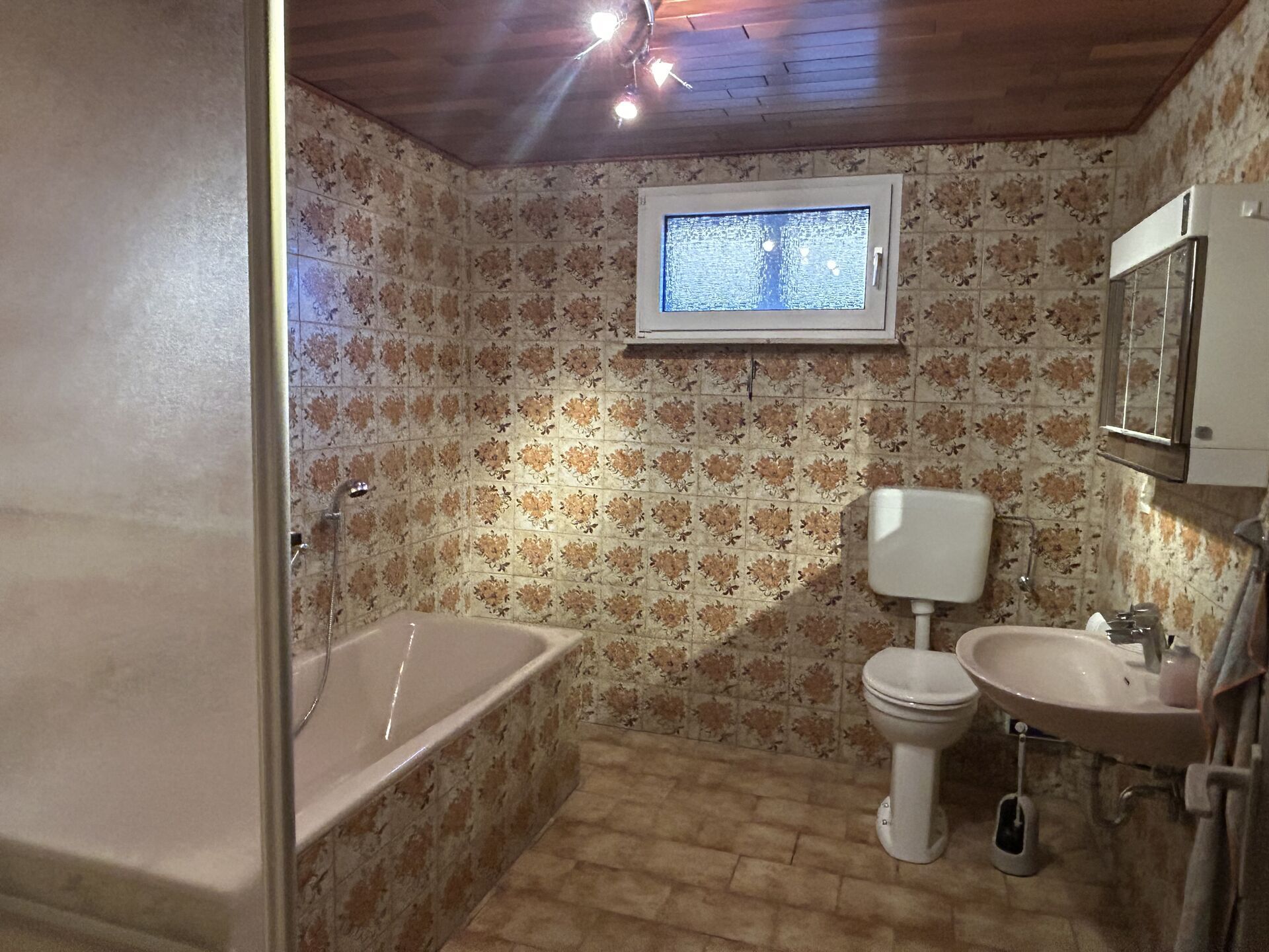 Immobilienangebot - Marsberg - Alle - Einfamilienhaus am Ortsrand von Marsberg