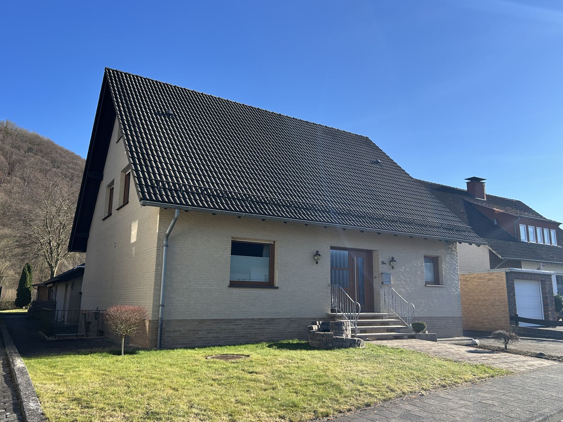 Immobilienangebot - Marsberg - Alle - Einfamilienhaus am Ortsrand von Marsberg