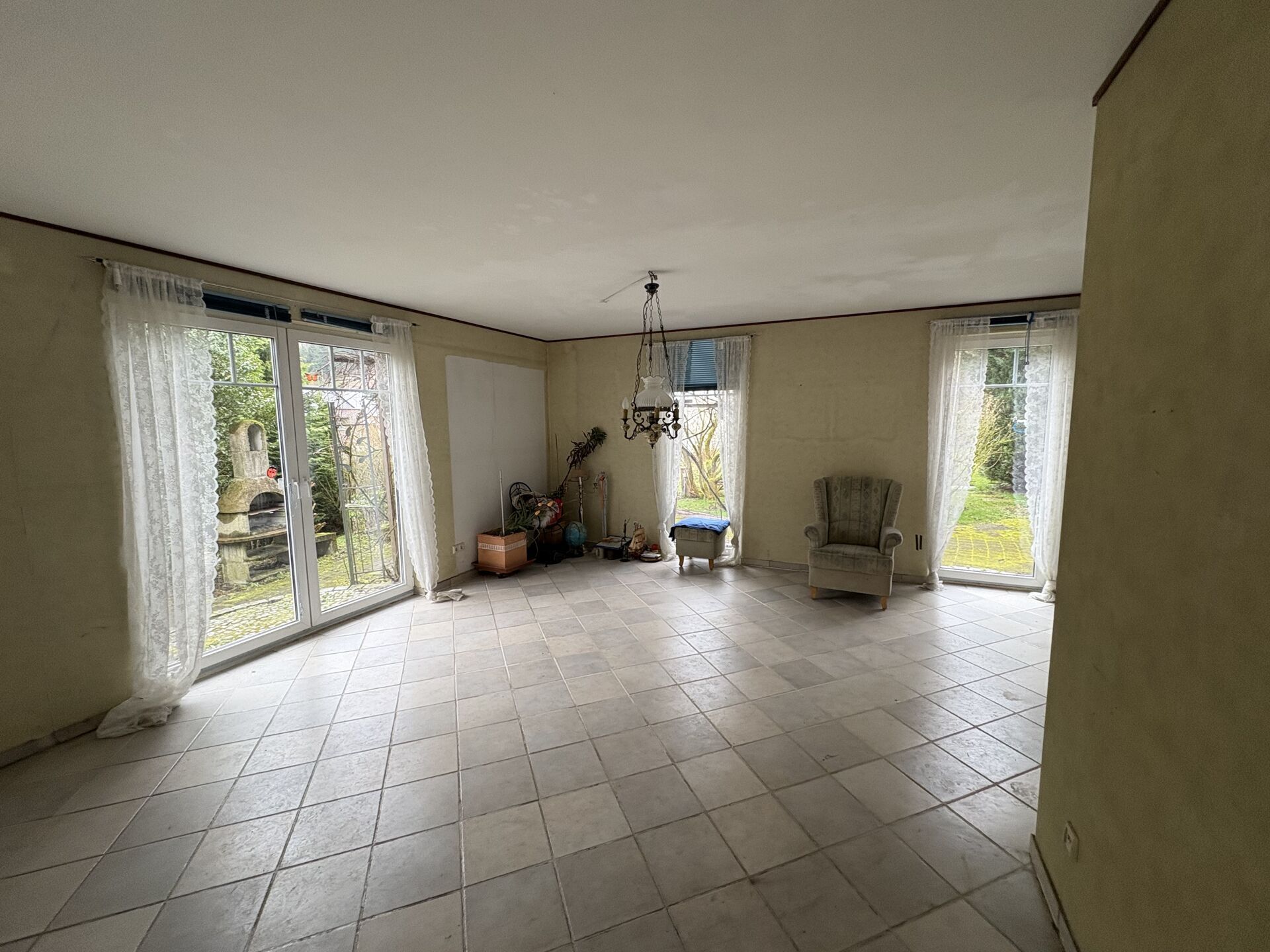 Immobilienangebot - Horn-Bad Meinberg - Alle - Wohnparadies für Naturkundler