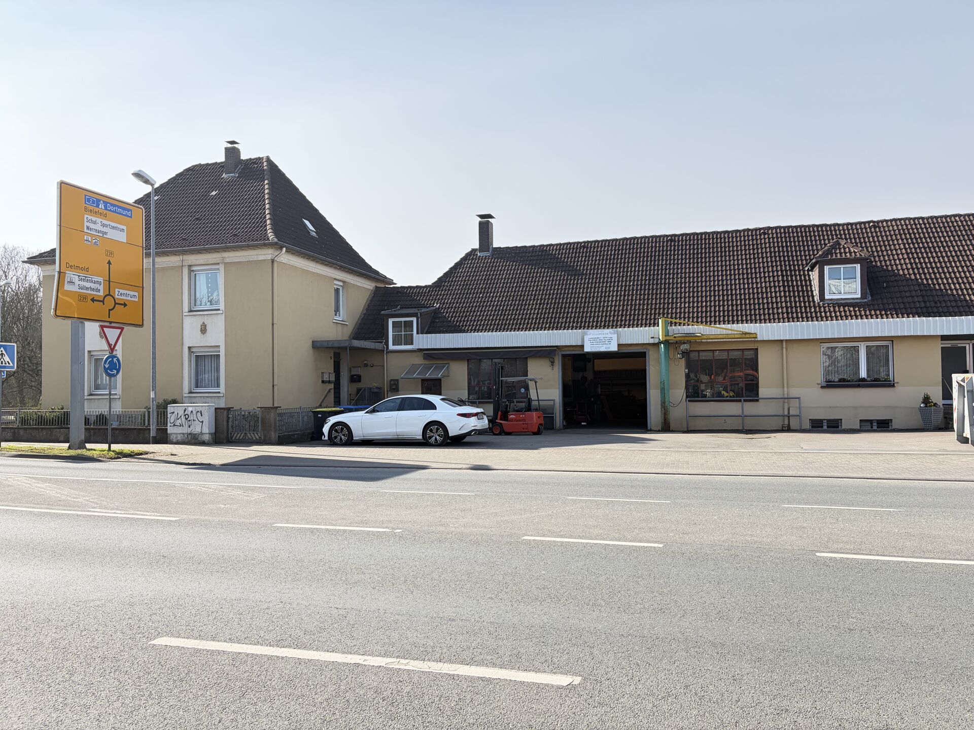 Immobilienangebot - Lage - Alle - Wohnen und Arbeiten unter einem Dach zentral in Lage!