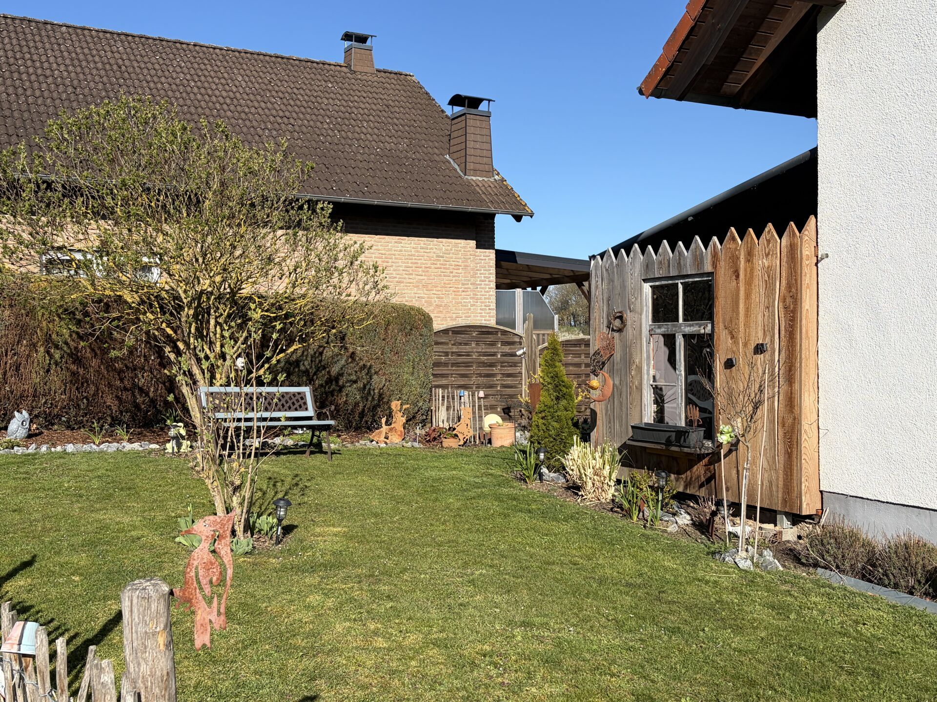 Immobilienangebot - Warburg / Herlinghausen - Alle - Gepflegtes Einfamilienhaus am Ortsrand von Herlinghausen