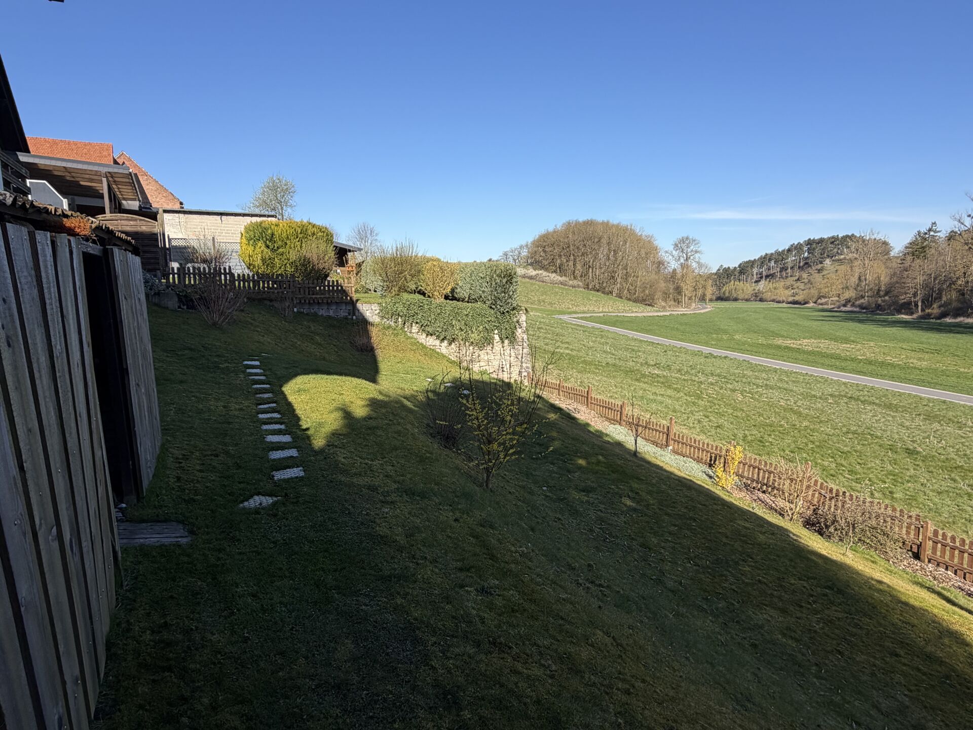 Immobilienangebot - Warburg / Herlinghausen - Alle - Gepflegtes Einfamilienhaus am Ortsrand von Herlinghausen