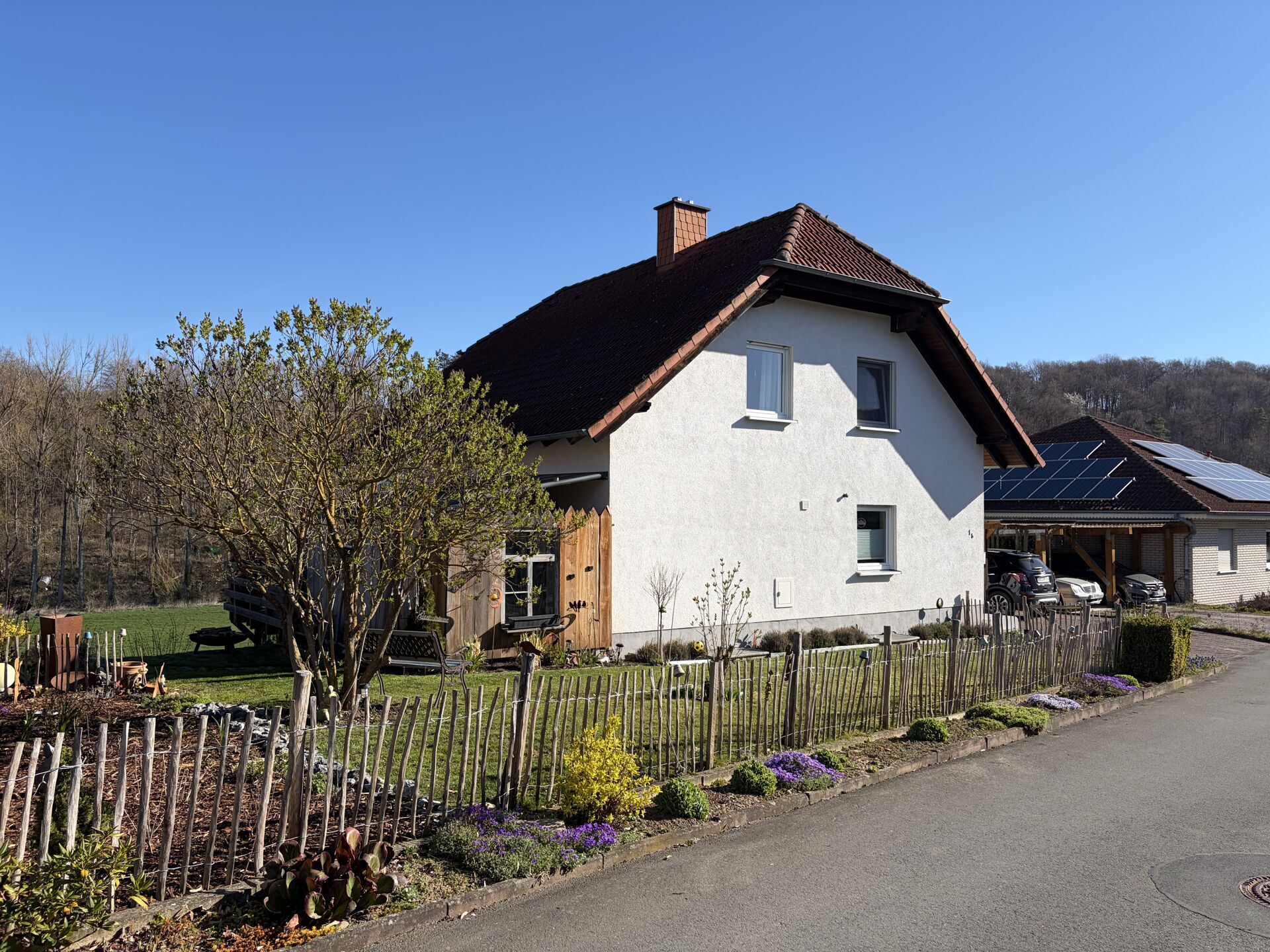 Immobilienangebot - Warburg / Herlinghausen - Alle - Gepflegtes Einfamilienhaus am Ortsrand von Herlinghausen