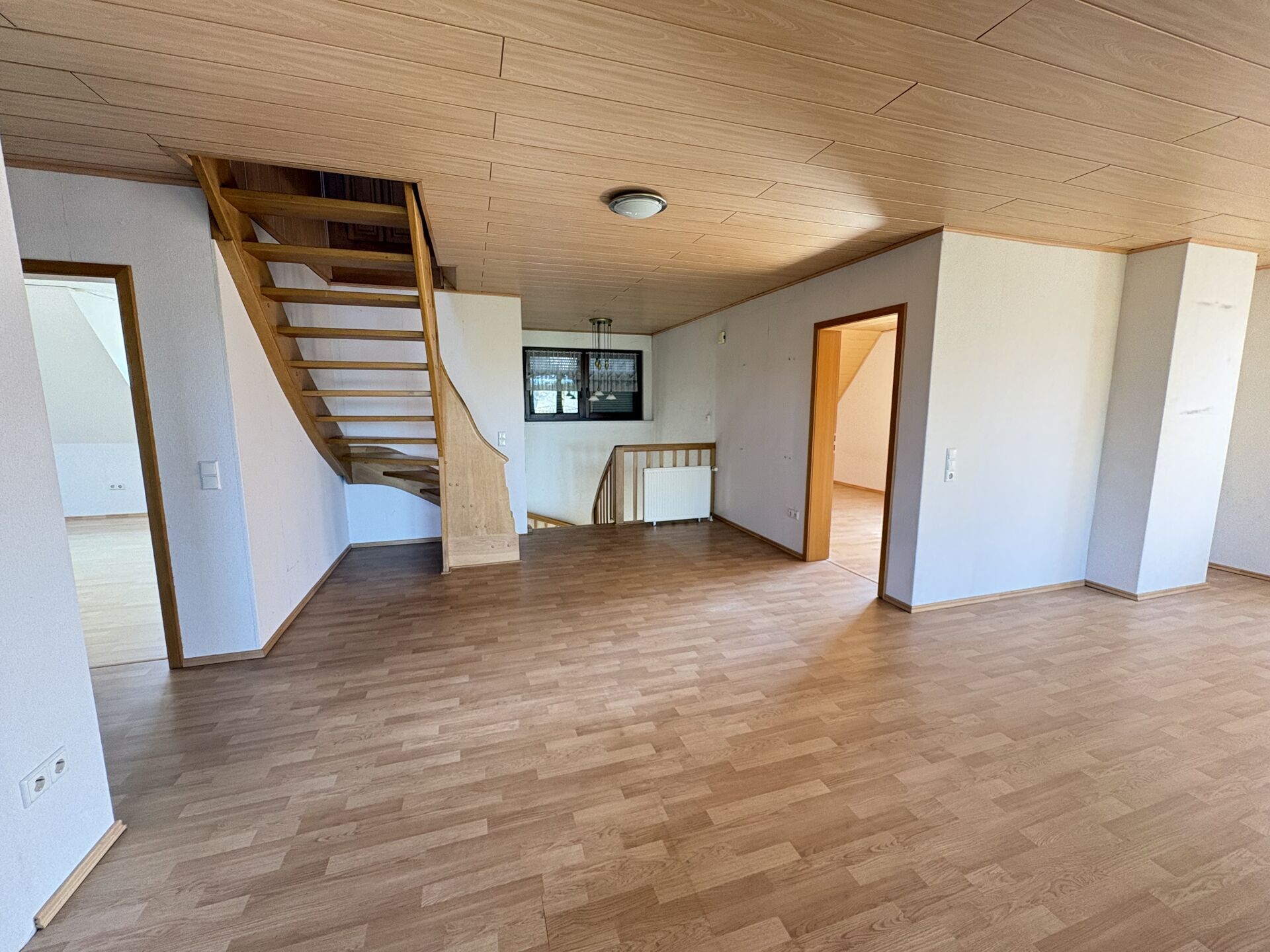Immobilienangebot - Detmold / Vahlhausen - Alle - Endlich Platz für die Familie!