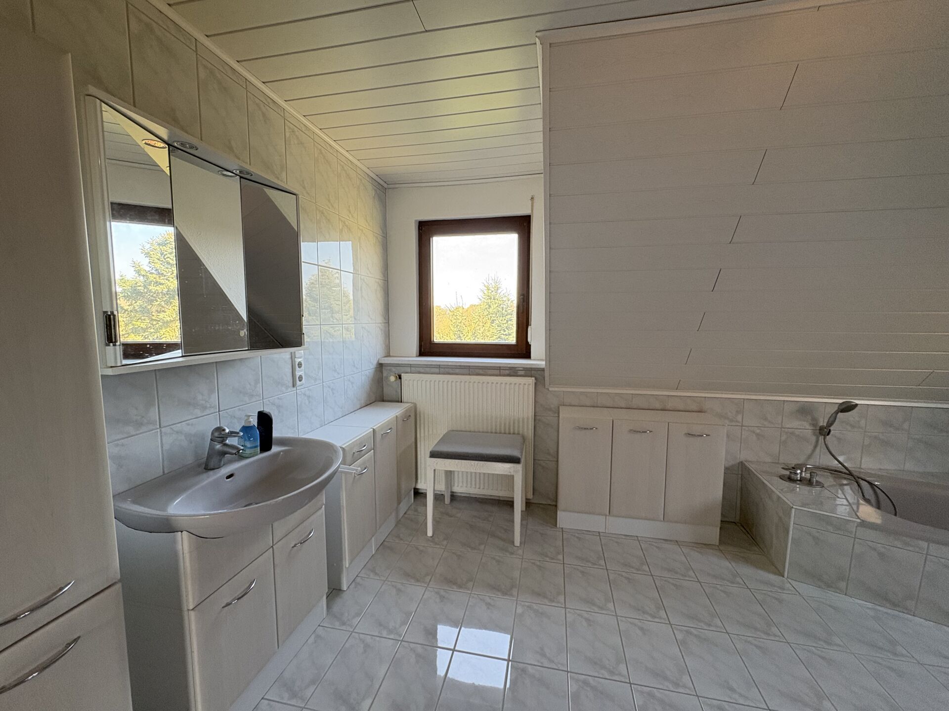 Immobilienangebot - Detmold / Vahlhausen - Alle - Endlich Platz für die Familie!