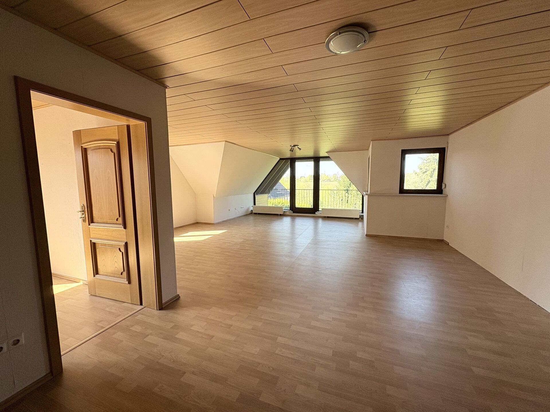 Immobilienangebot - Detmold / Vahlhausen - Alle - Endlich Platz für die Familie!
