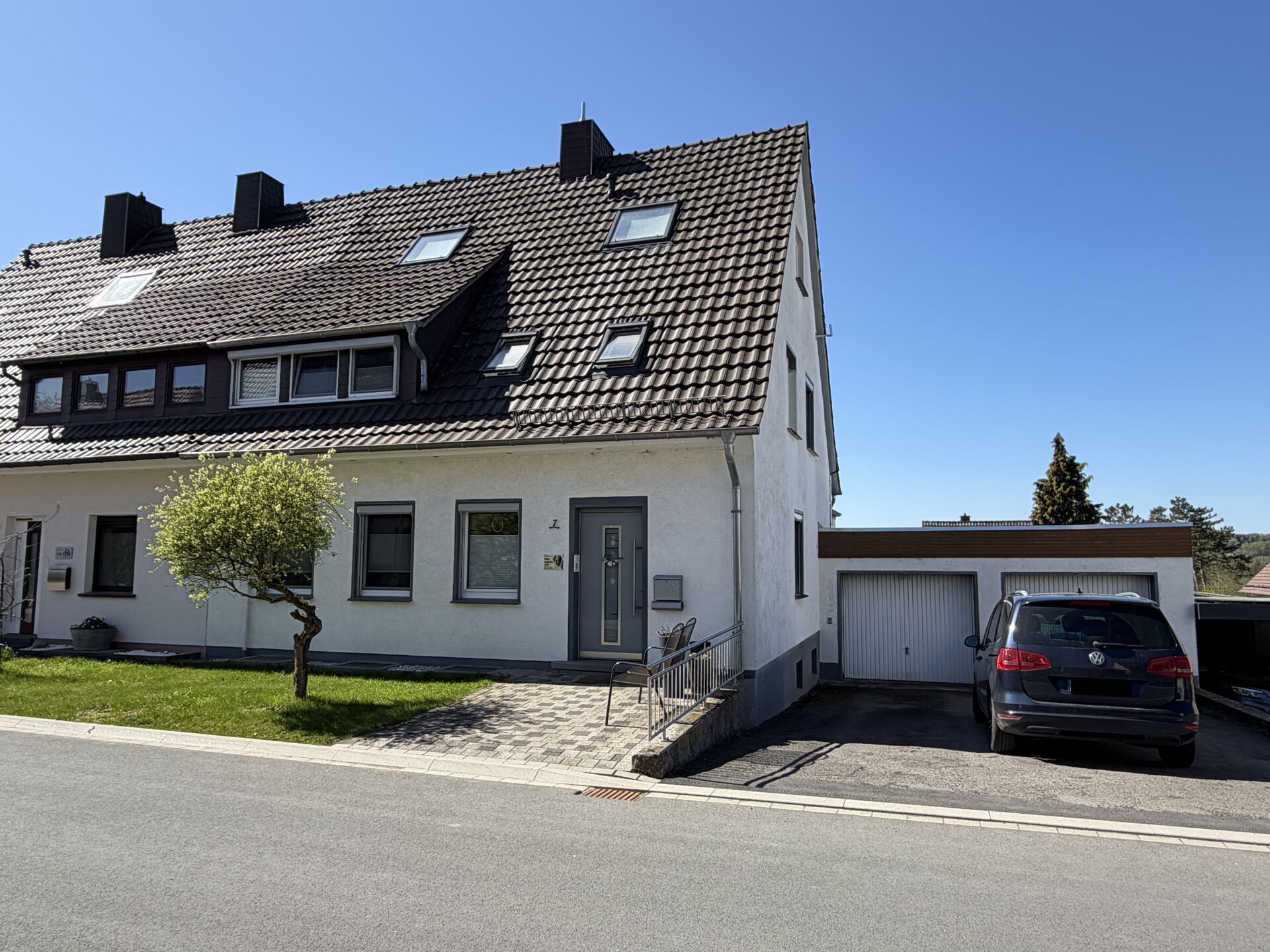 Immobilienangebot - Warburg - Alle - Doppelhaushälfte in traumhafter Lage auf der Hüffert