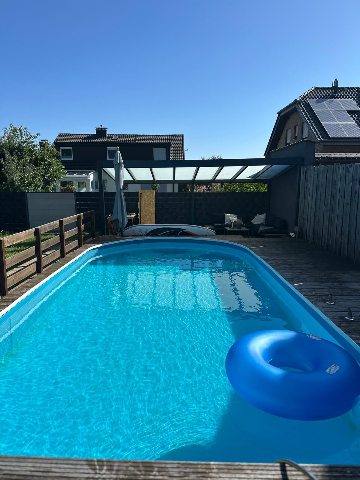 Immobilienangebot - Willebadessen - Alle - Einfamilienhaus mit Doppelgarage und Pool