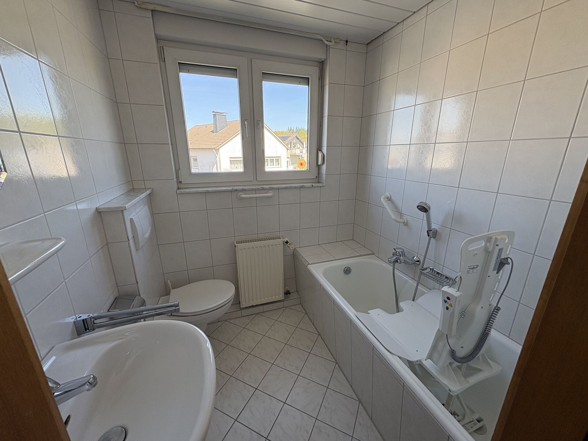 Immobilienangebot - Altenbeken - Alle - Großzügiges Familienhaus in ruhiger Lage von Altenbeken – viel Platz und gepflegter Wohnkomfort