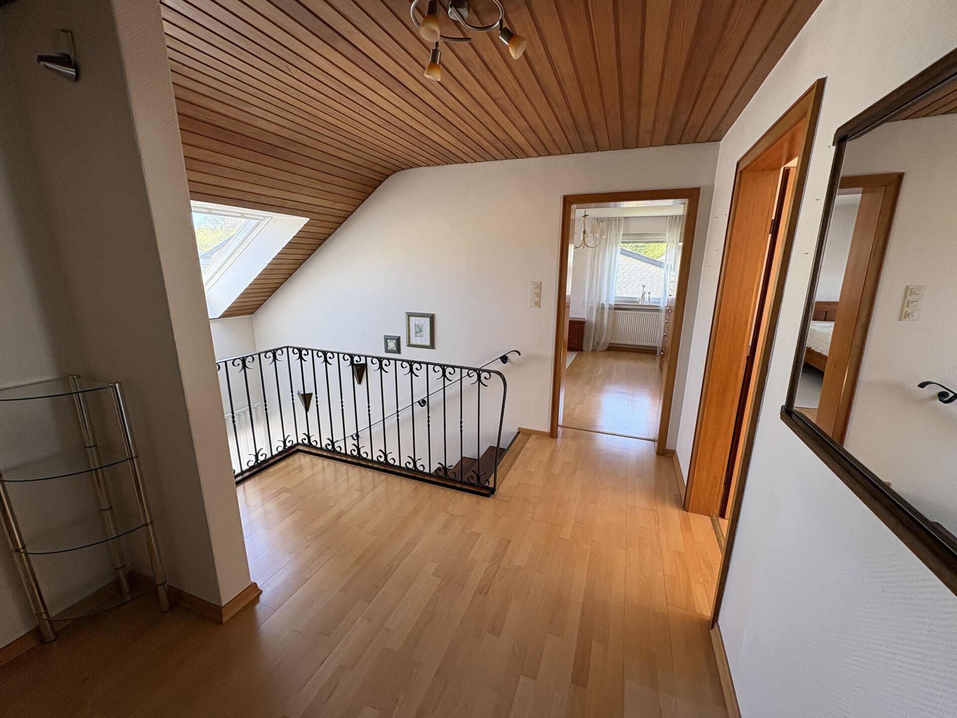 Immobilienangebot - Altenbeken - Alle - Großzügiges Familienhaus in ruhiger Lage von Altenbeken – viel Platz und gepflegter Wohnkomfort