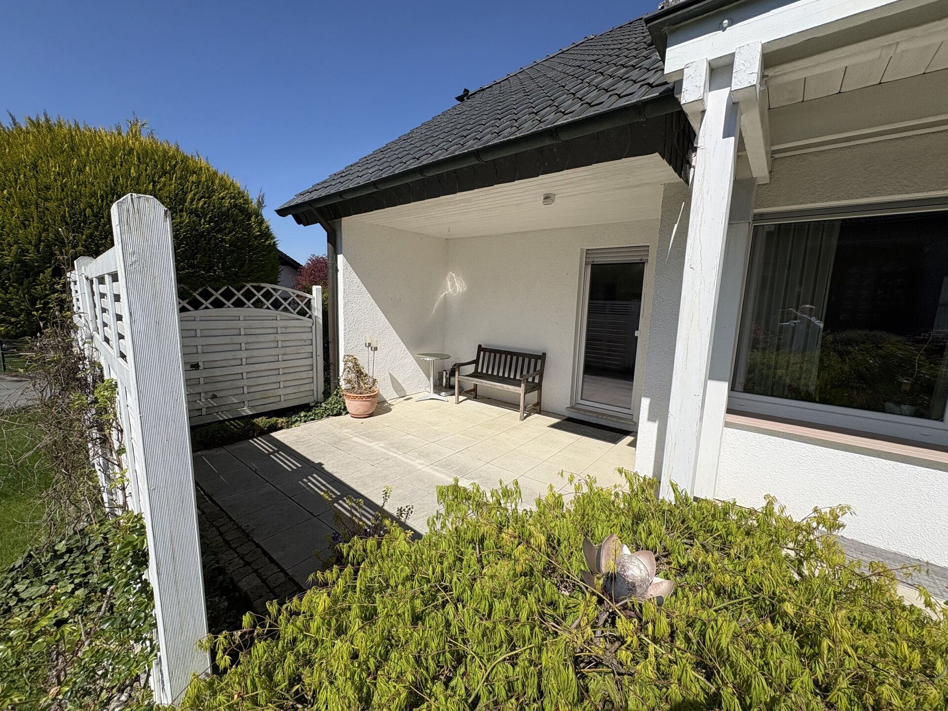Immobilienangebot - Altenbeken - Alle - Großzügiges Familienhaus in ruhiger Lage von Altenbeken – viel Platz und gepflegter Wohnkomfort