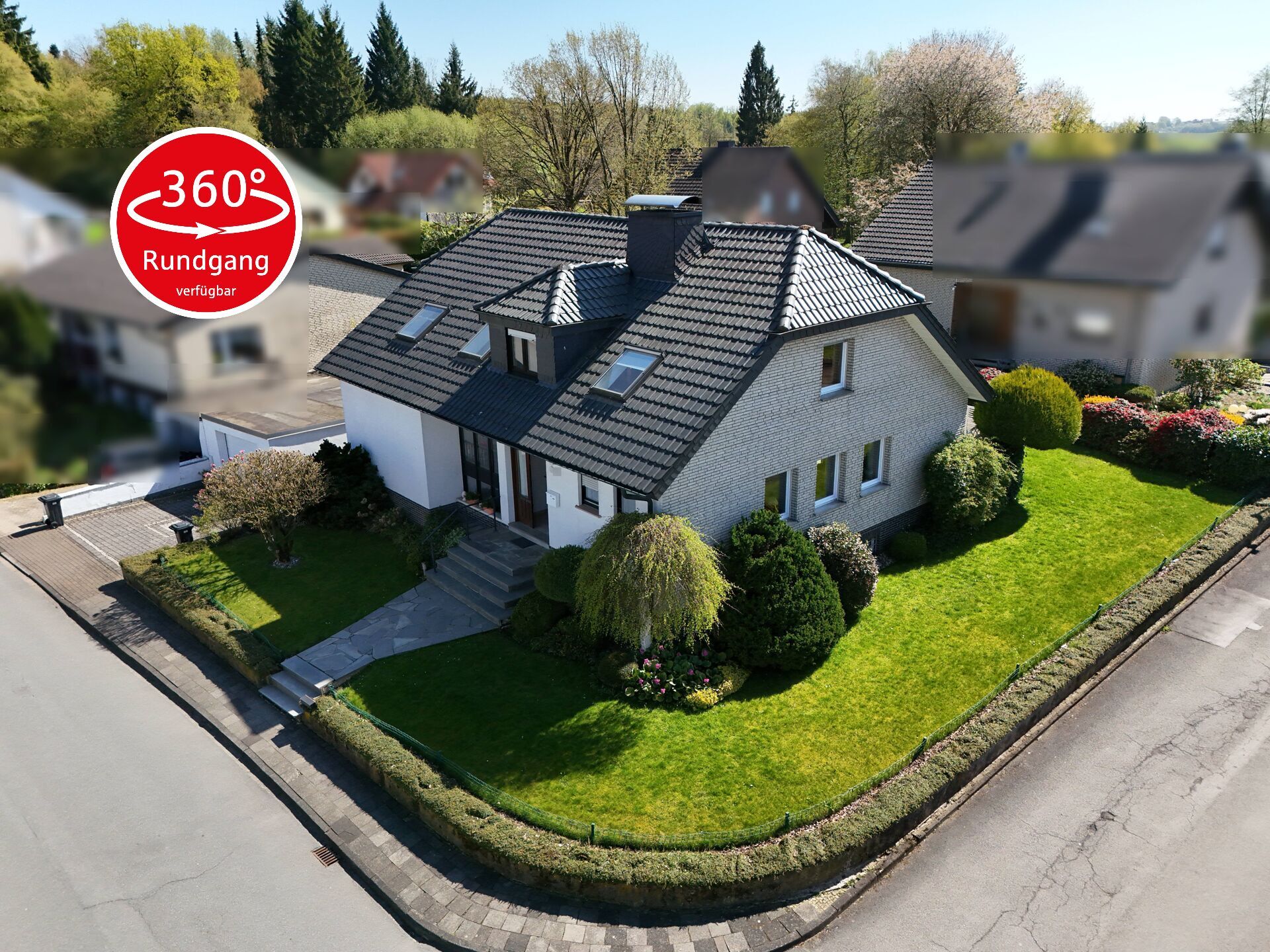 Immobilienangebot - Altenbeken - Alle - Großzügiges Familienhaus in ruhiger Lage von Altenbeken – viel Platz und gepflegter Wohnkomfort