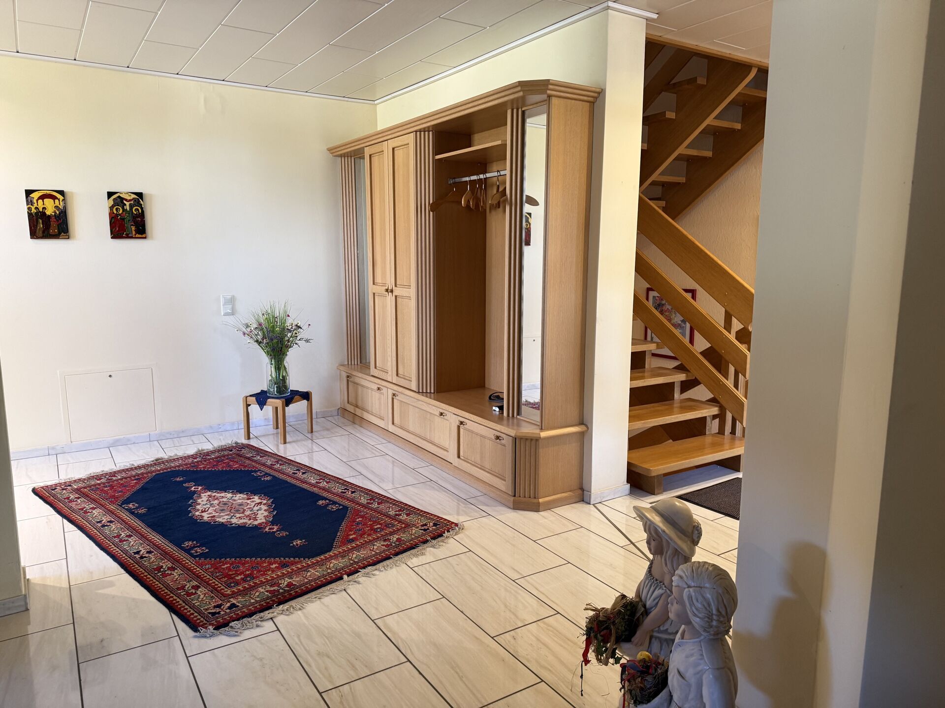 Immobilienangebot - Marienmünster / Papenhöfen - Alle - Großzügiges Wohnen erwartet Sie hier!