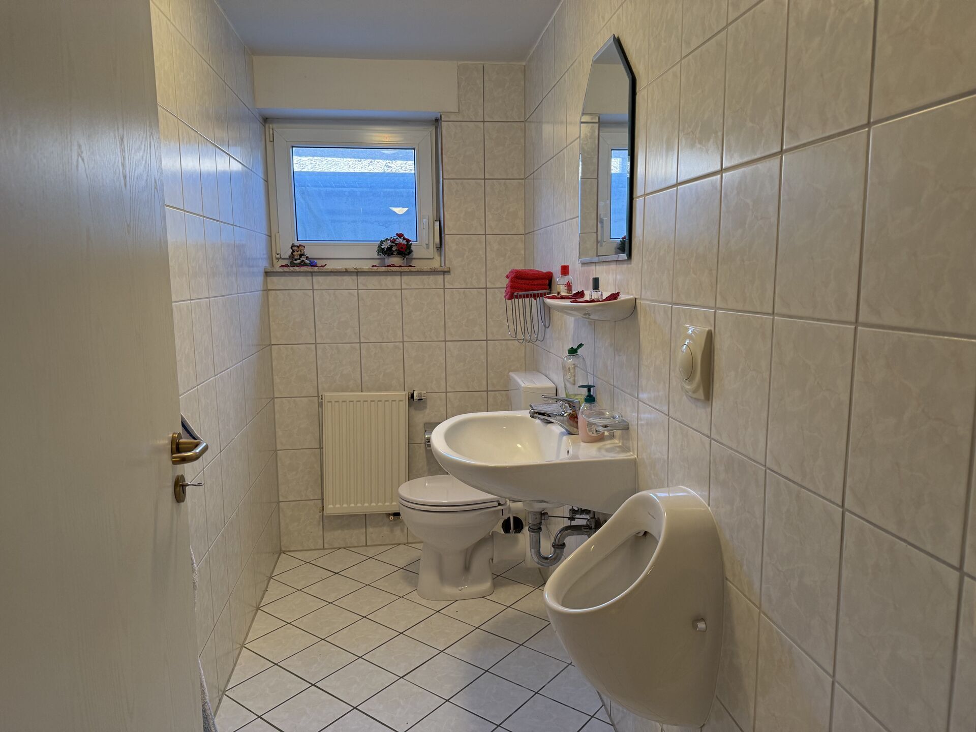 Immobilienangebot - Marienmünster / Papenhöfen - Alle - Großzügiges Wohnen erwartet Sie hier!