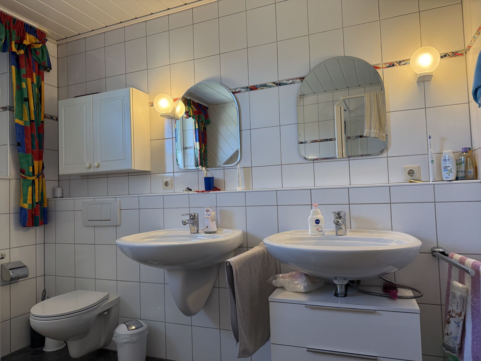 Immobilienangebot - Marienmünster / Papenhöfen - Alle - Ankommen und Zuhause sein - Schöne DHH mit viel Platz!