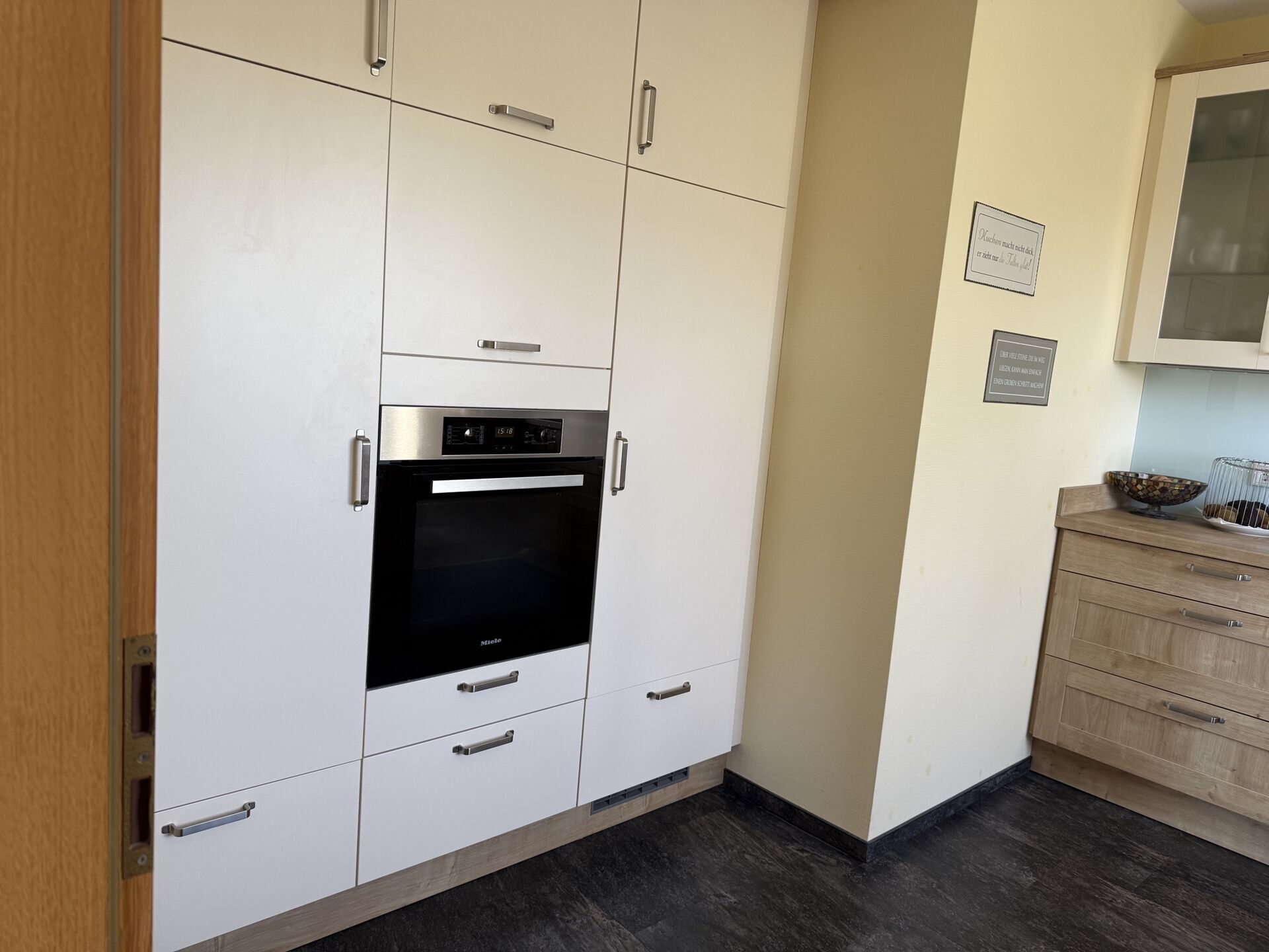 Immobilienangebot - Marienmünster / Papenhöfen - Alle - Ankommen und Zuhause sein - Schöne DHH mit viel Platz!