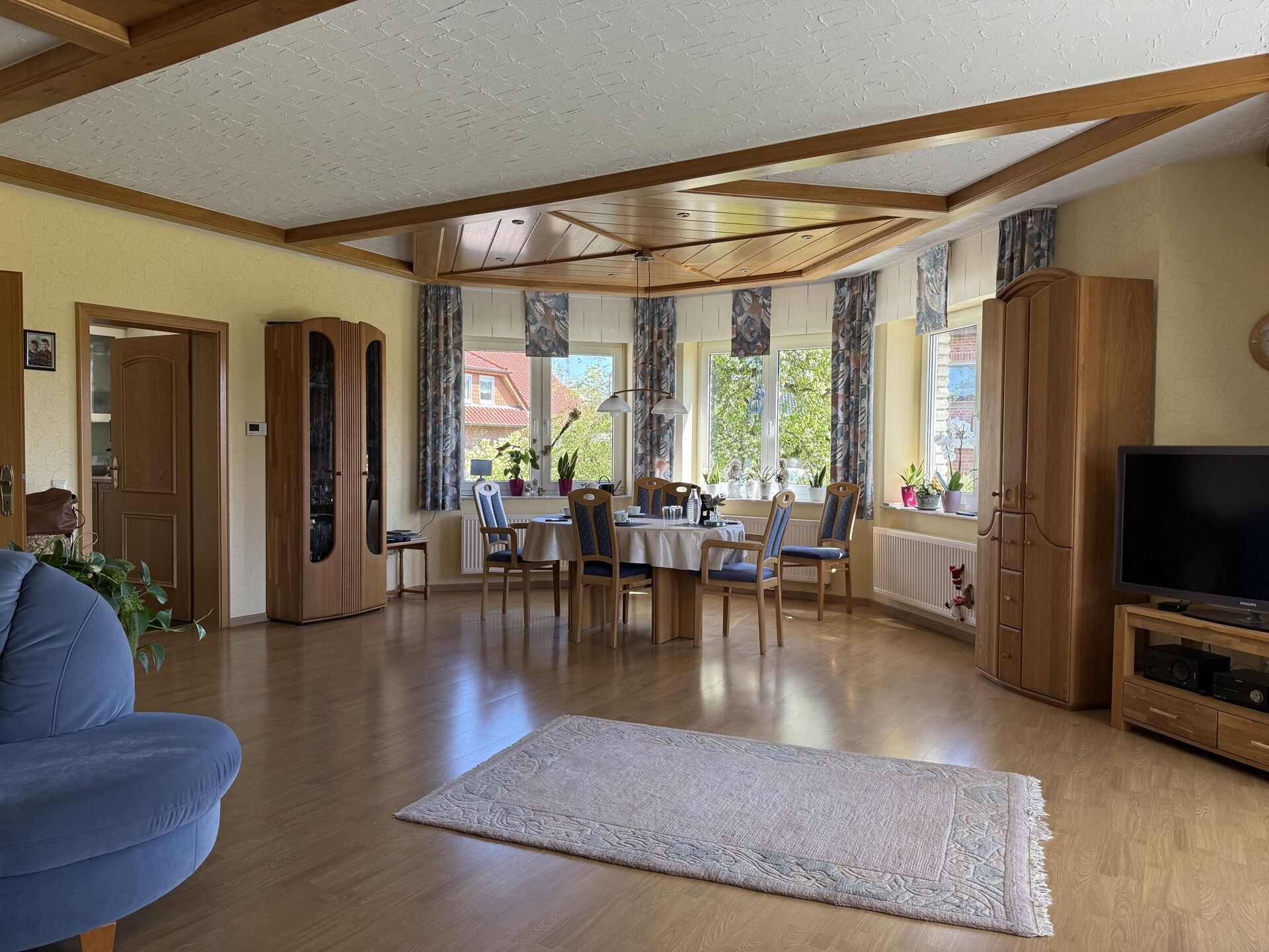 Immobilienangebot - Marienmünster / Papenhöfen - Alle - Ankommen und Zuhause sein - Schöne DHH mit viel Platz!