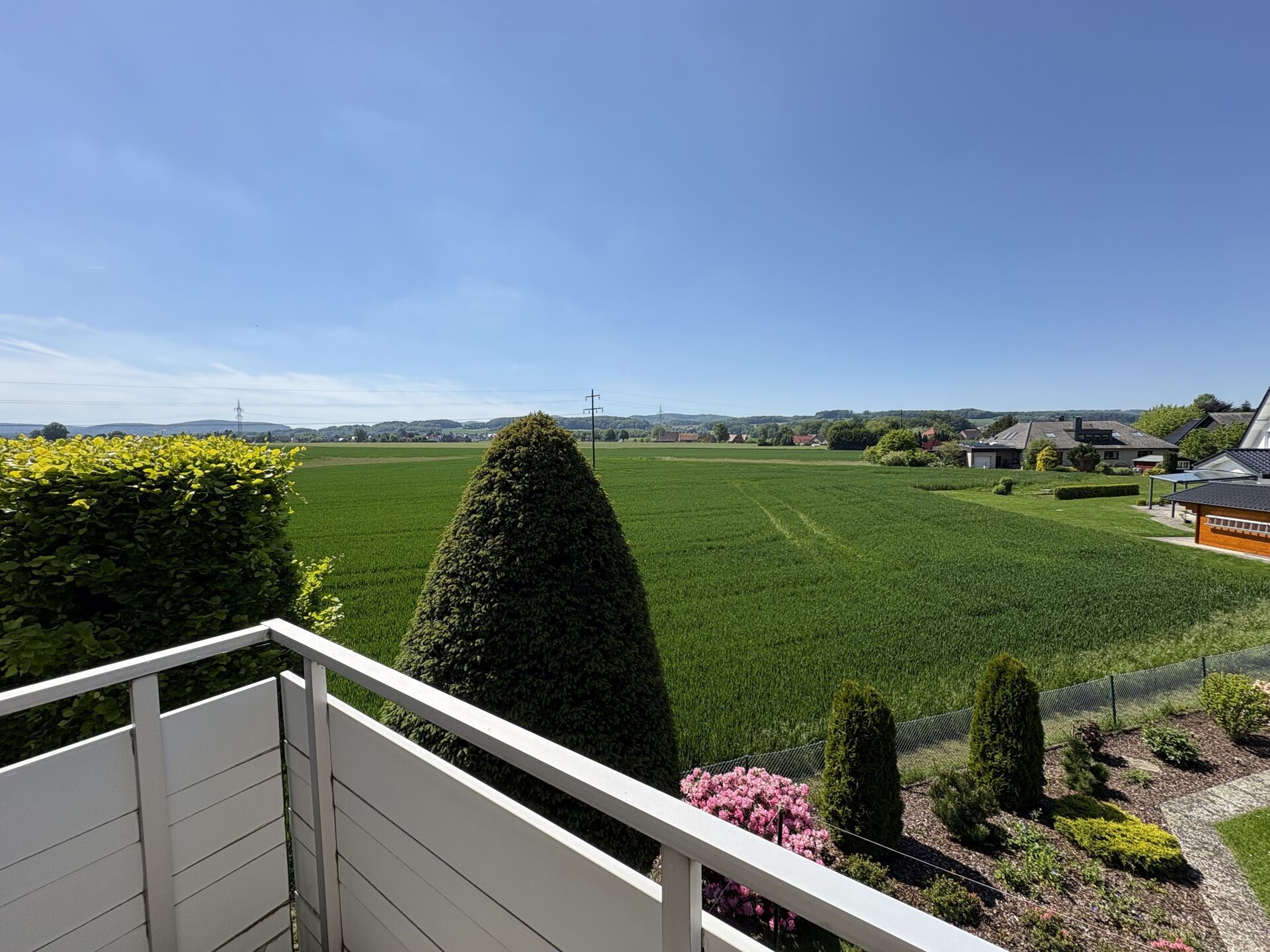 Immobilienangebot - Lage - Alle - Viel Platz unter den Augen des Hermann!