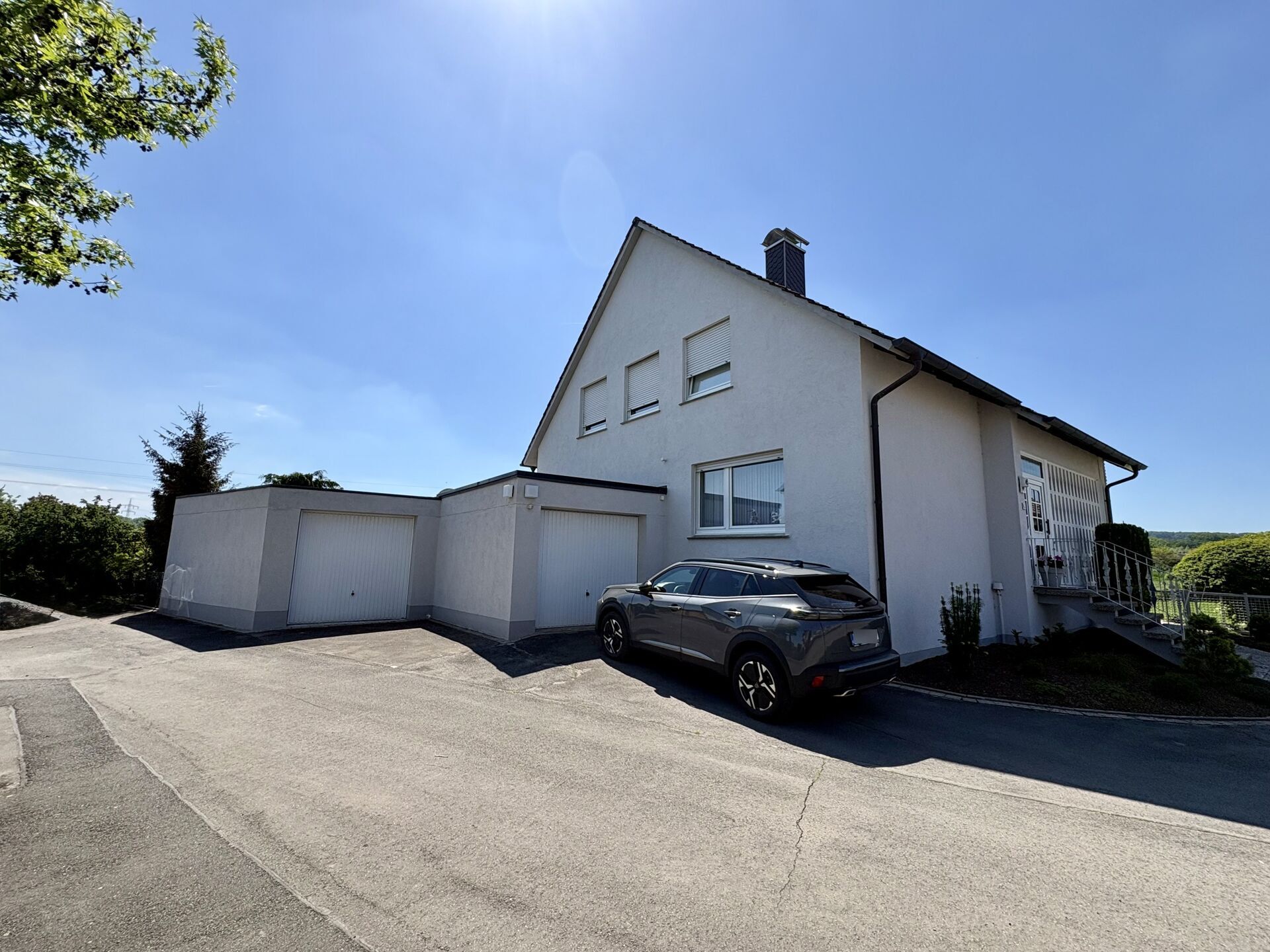 Immobilienangebot - Lage - Alle - Viel Platz unter den Augen des Hermann!