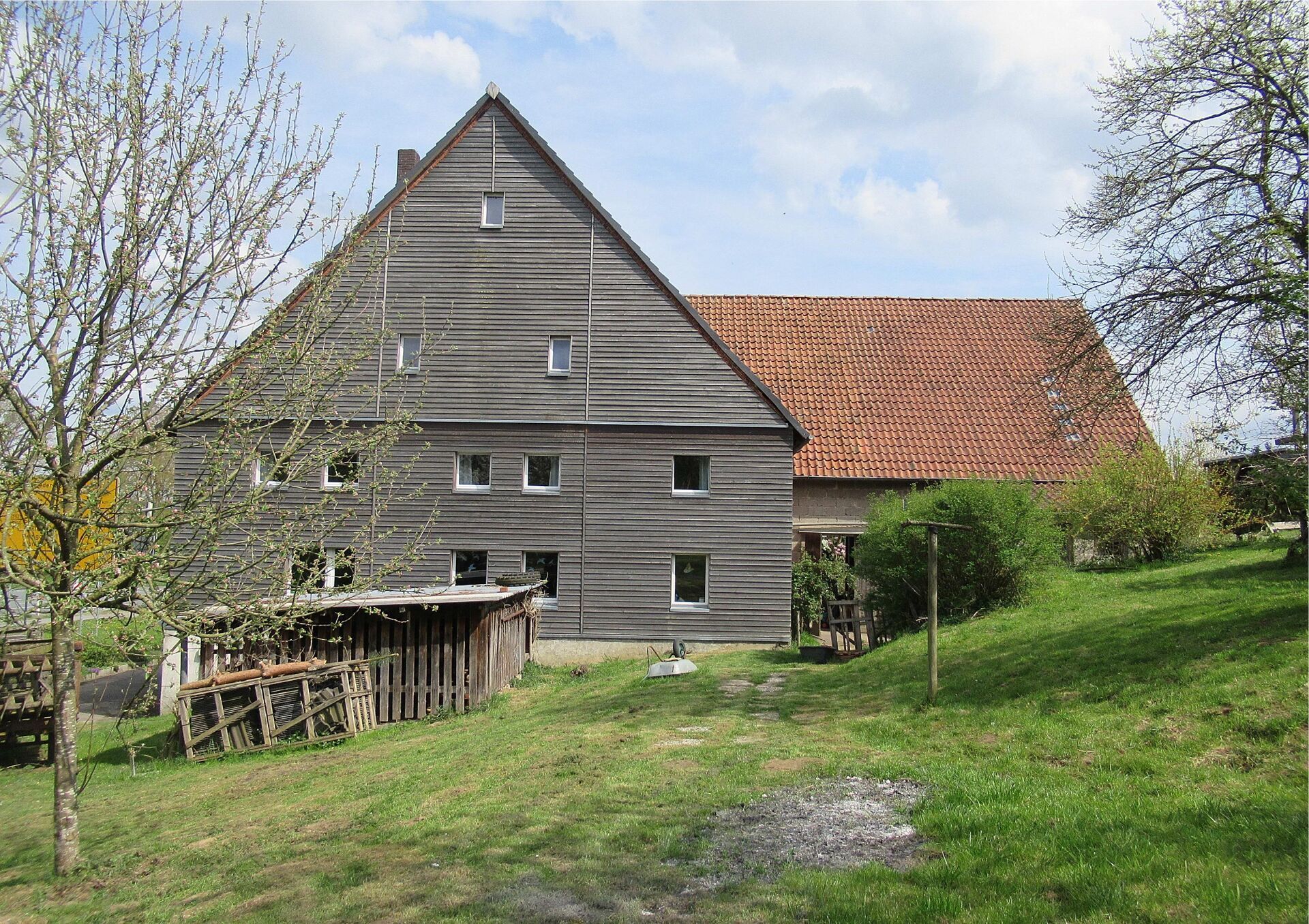 Immobilienangebot - Horn-Bad Meinberg - Alle - Das Besondere für ihre Ideen: ein Resthof mit Raum für Mensch und Tier