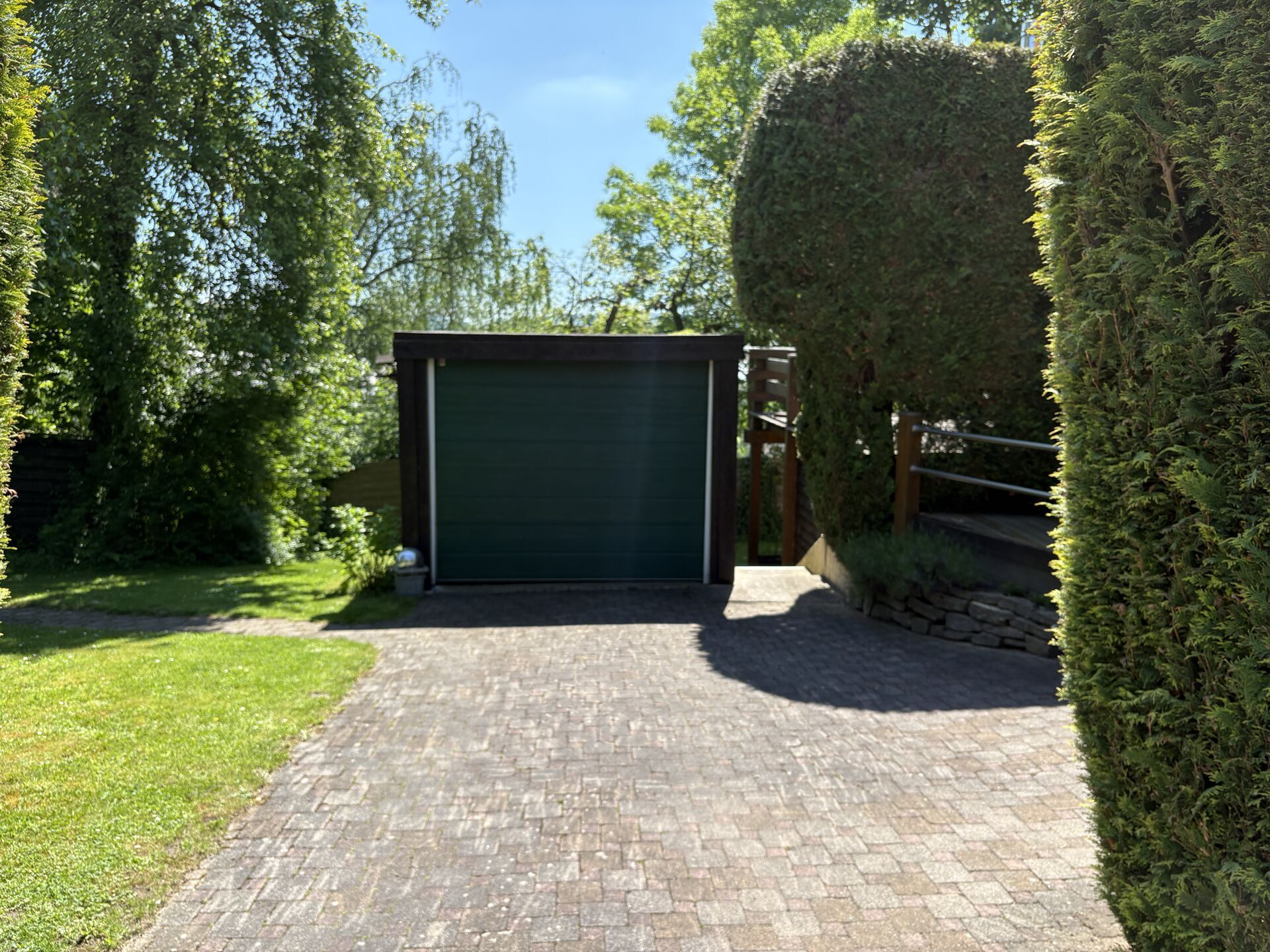 Immobilienangebot - Detmold - Alle - Wohnen mit Privatsphäre: Einfamilienhaus in Sackgasse!