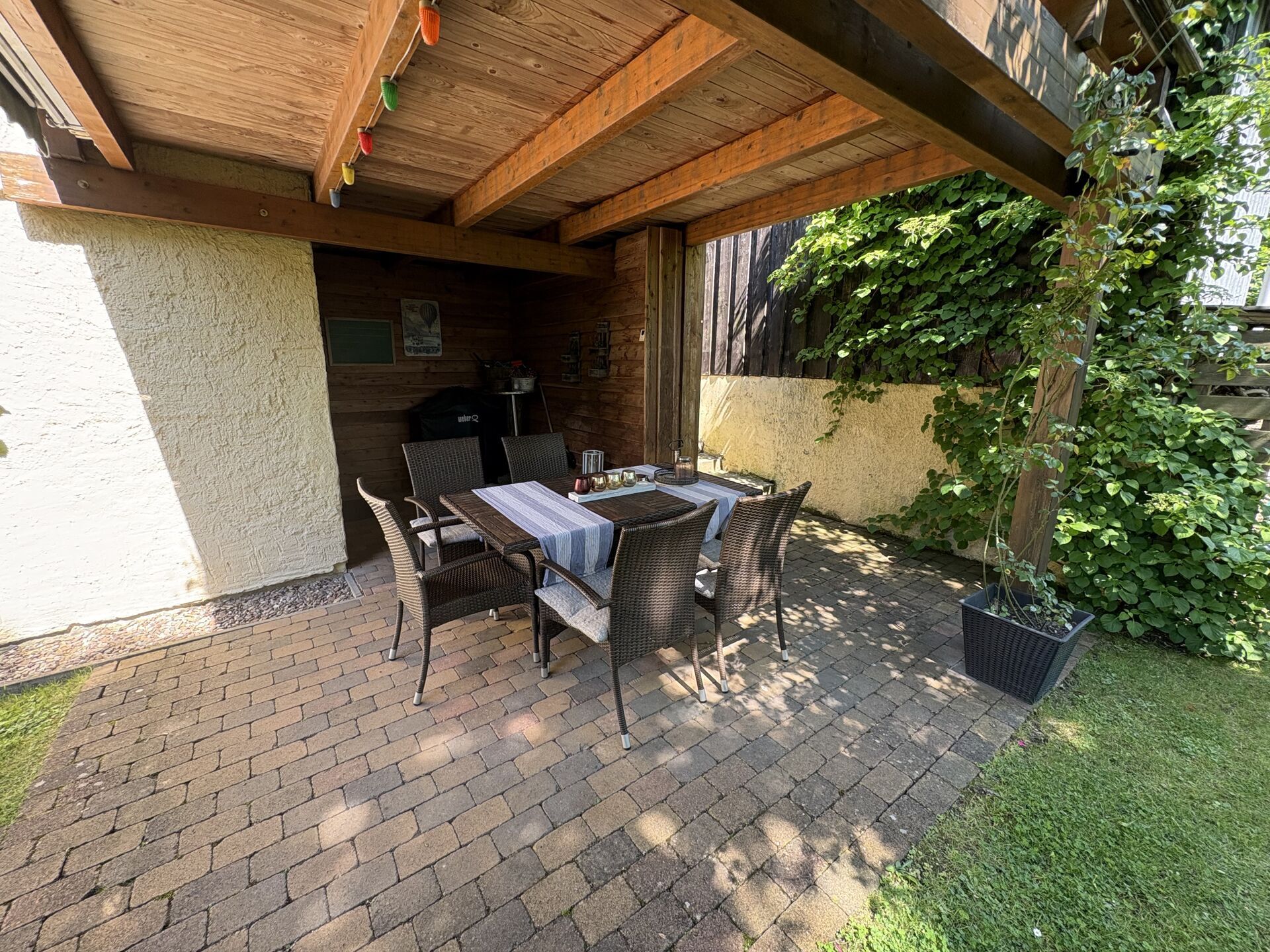 Immobilienangebot - Detmold - Alle - Wohnen mit Privatsphäre: Einfamilienhaus in Sackgasse!