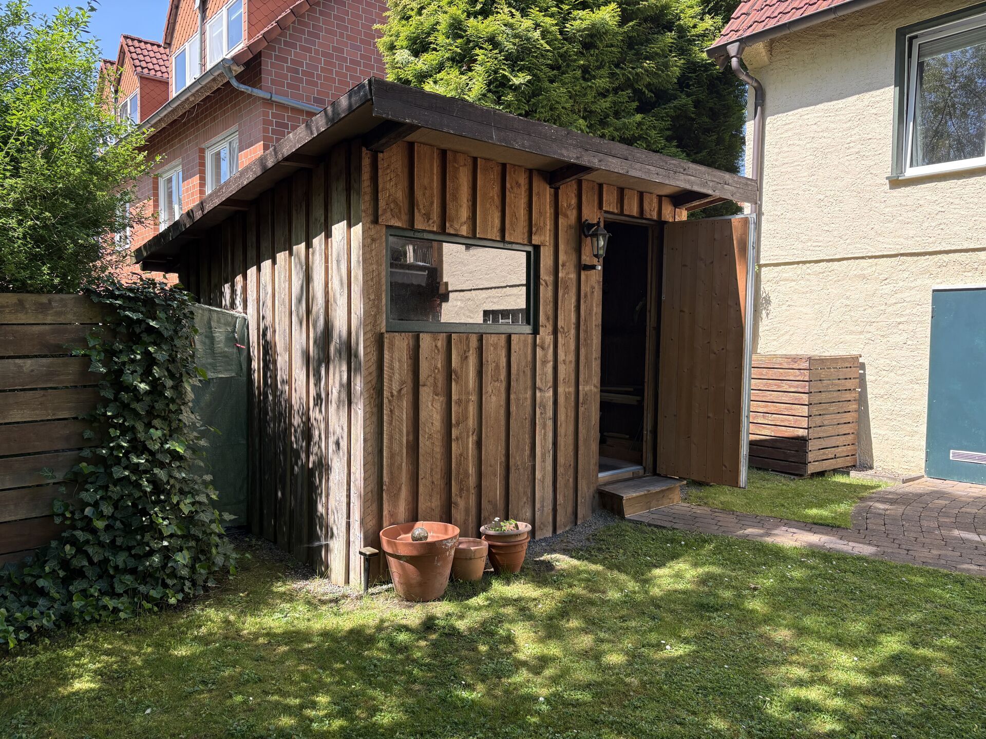 Immobilienangebot - Detmold - Alle - Wohnen mit Privatsphäre: Einfamilienhaus in Sackgasse!