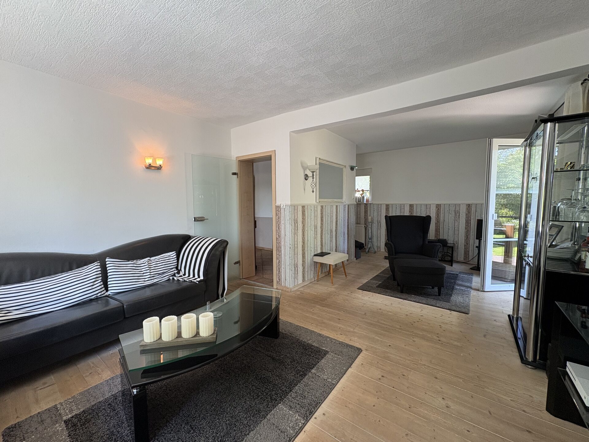 Immobilienangebot - Detmold - Alle - Wohnen mit Privatsphäre: Einfamilienhaus in Sackgasse!