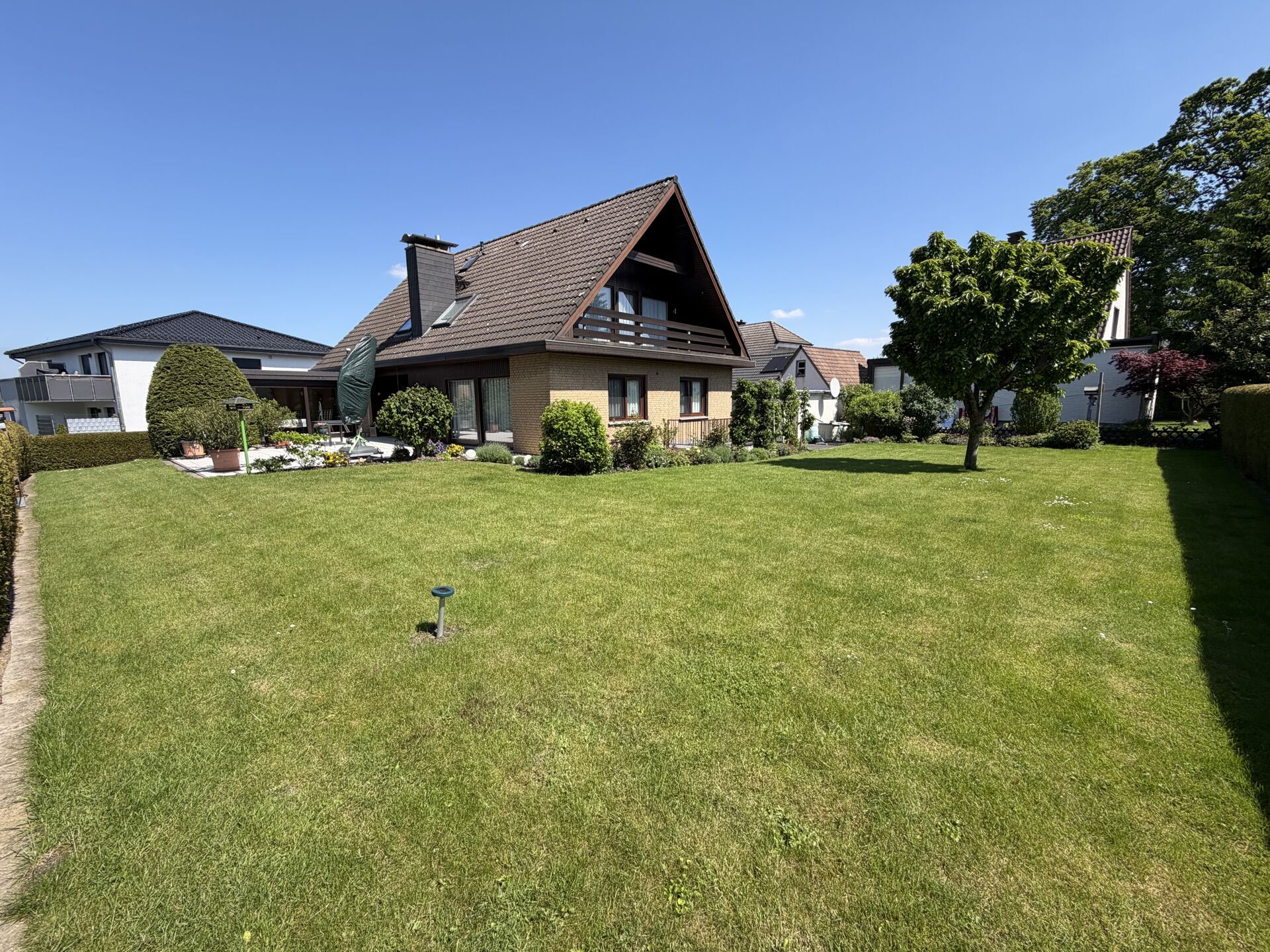 Immobilienangebot - Detmold / Pivitsheide - Alle - Viel Raum für Familie und Hobby!