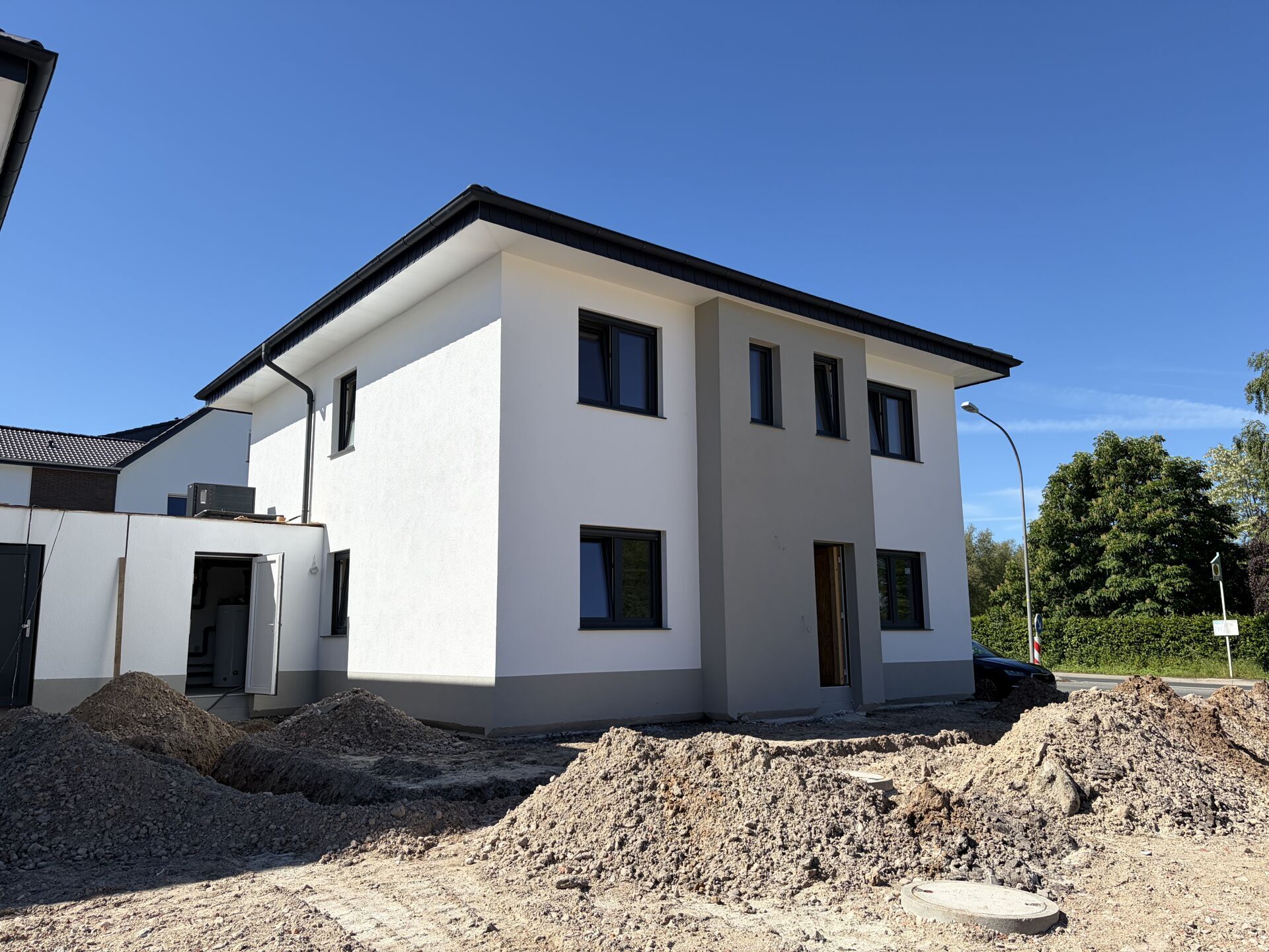 Immobilienangebot - Detmold / Pivitsheide - Alle - Stilvolle Neubauwohnung mit hochwertiger Ausstattung in Detmold / Pivitsheide!