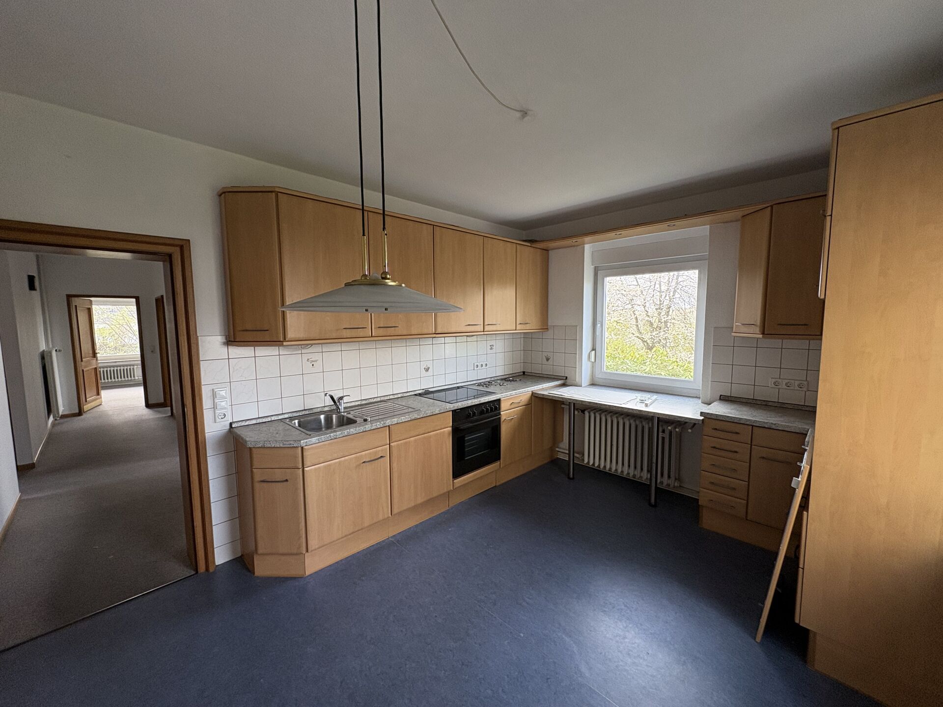 Immobilienangebot - Schieder-Schwalenberg - Alle - Ehemaliges Pfarrhaus in Schieder wartet auf eine neue Bestimmung !