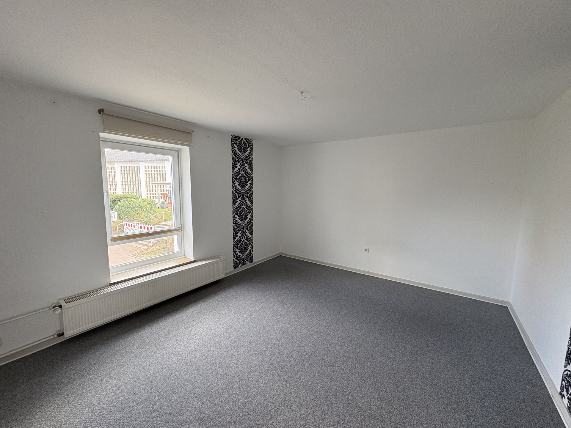 Immobilienangebot - Schieder-Schwalenberg - Alle - Ehemaliges Pfarrhaus in Schieder wartet auf eine neue Bestimmung !