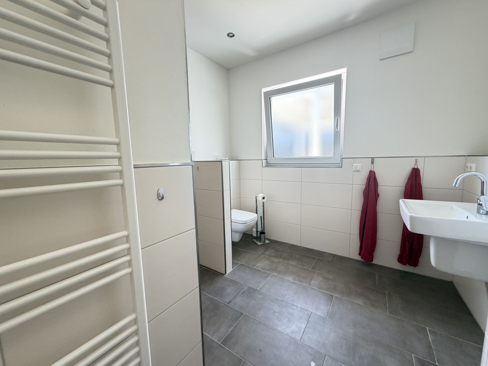 Immobilienangebot - Lage - Alle - Stadtnaher Wohnkomfort auf einer Ebene mit Ausbaupotential!