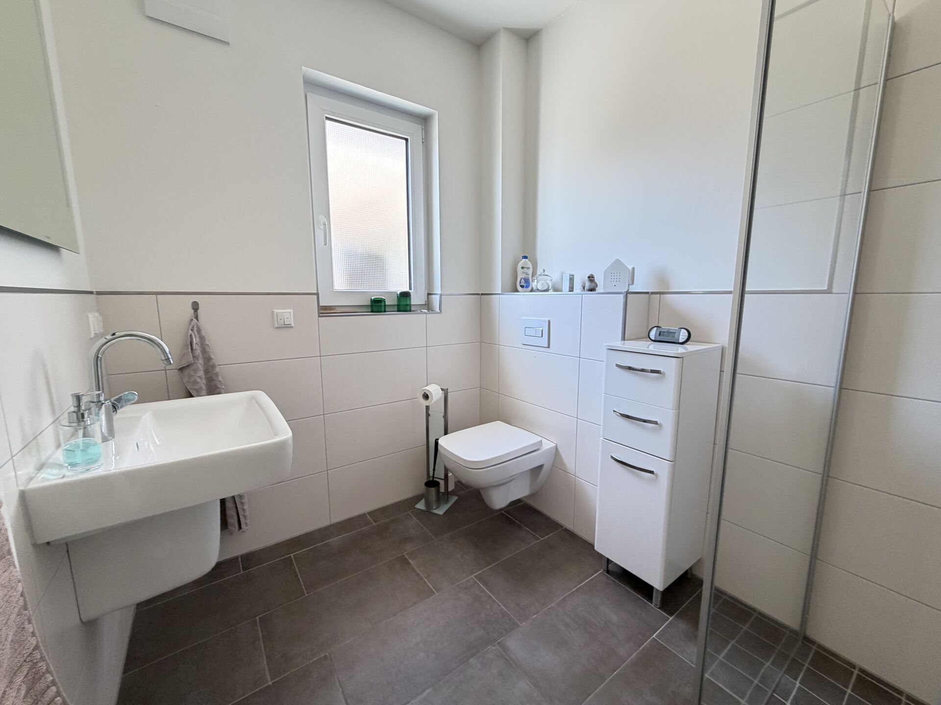 Immobilienangebot - Lage - Alle - Stadtnaher Wohnkomfort auf einer Ebene mit Ausbaupotential!