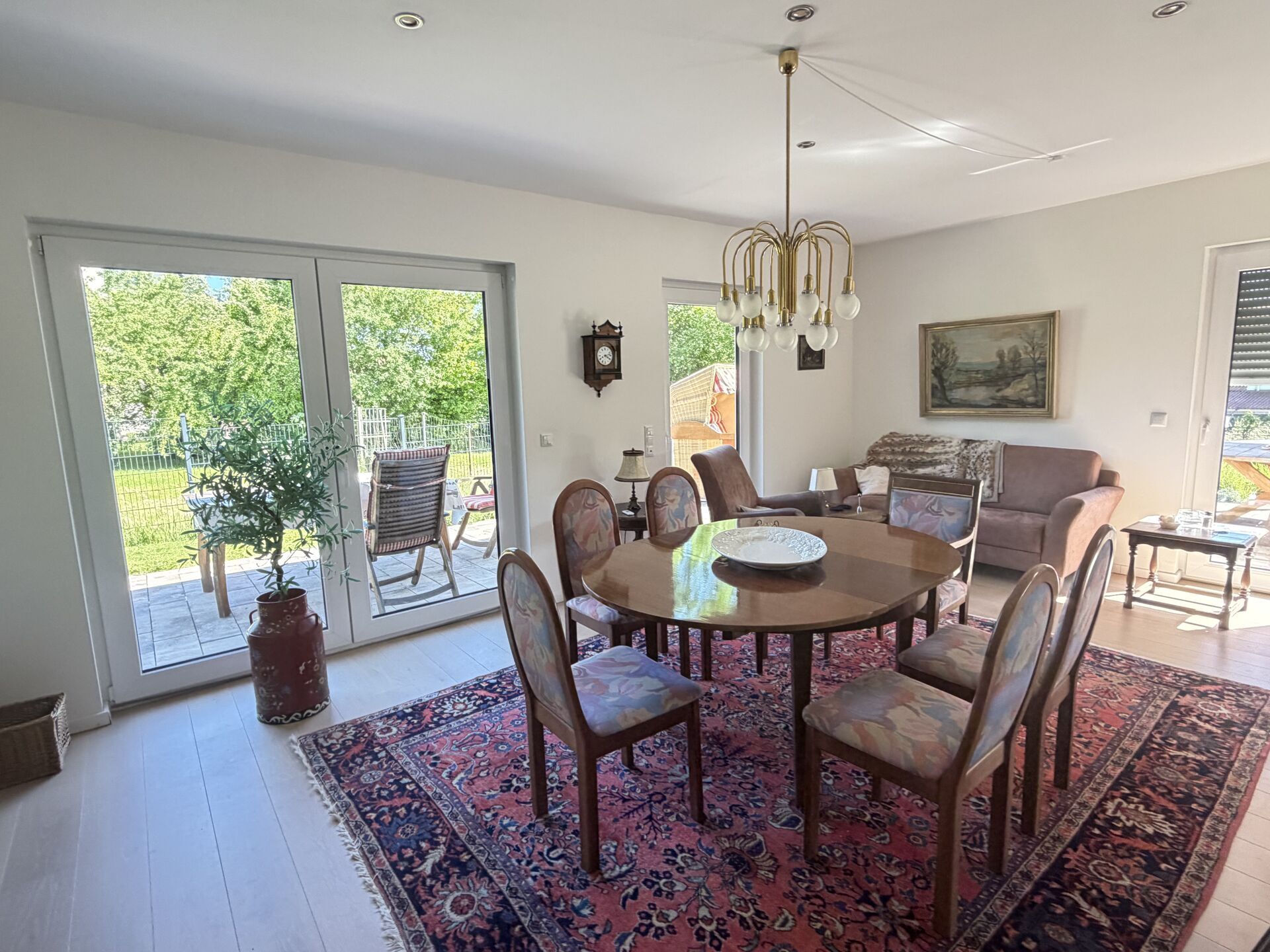 Immobilienangebot - Lage - Alle - Stadtnaher Wohnkomfort auf einer Ebene mit Ausbaupotential!